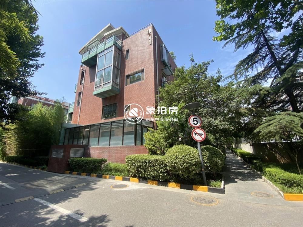 复地首府23号楼3.4.5层2单元302号