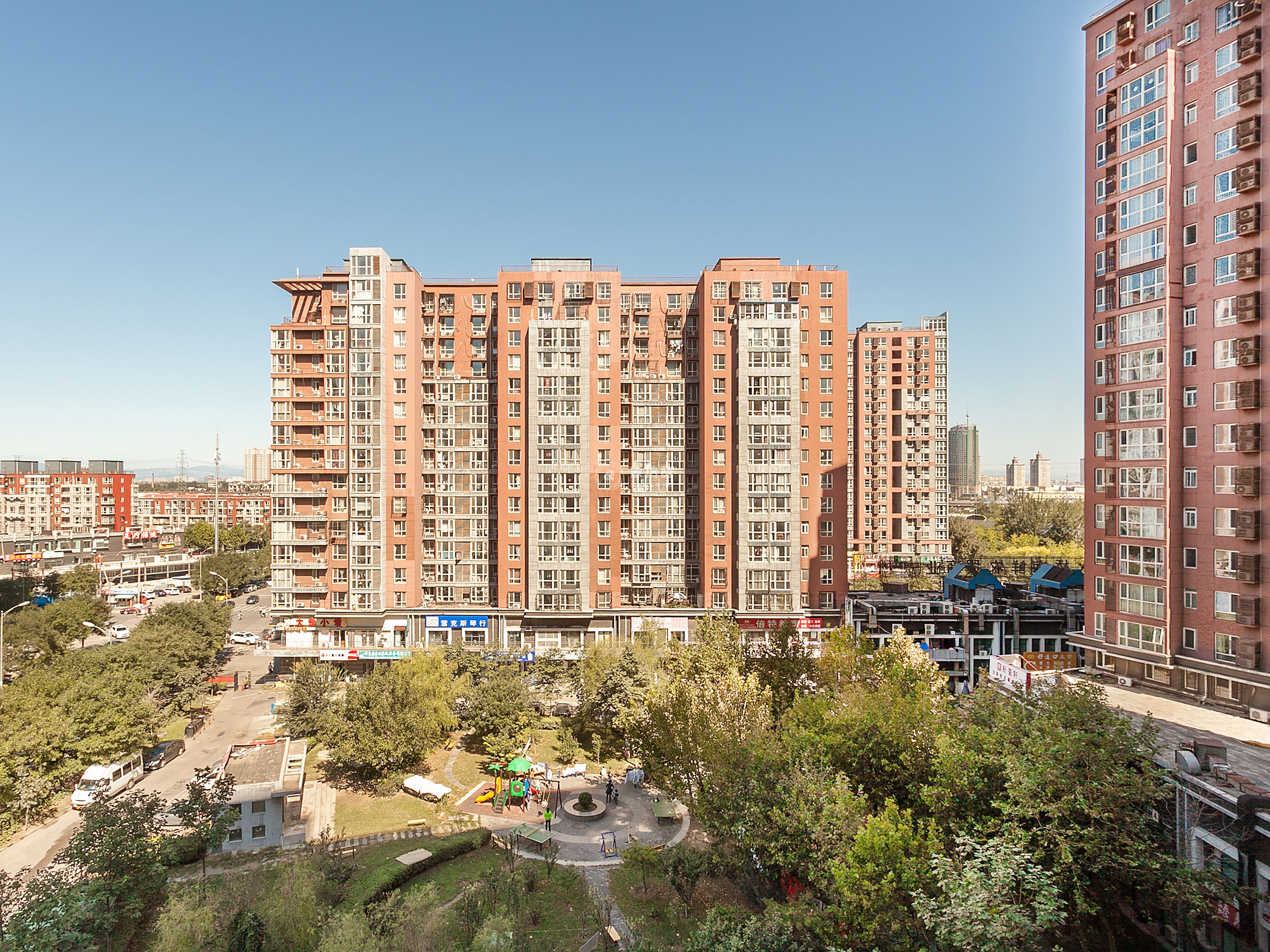 明天第一城8号院5号楼19层2单元2203号