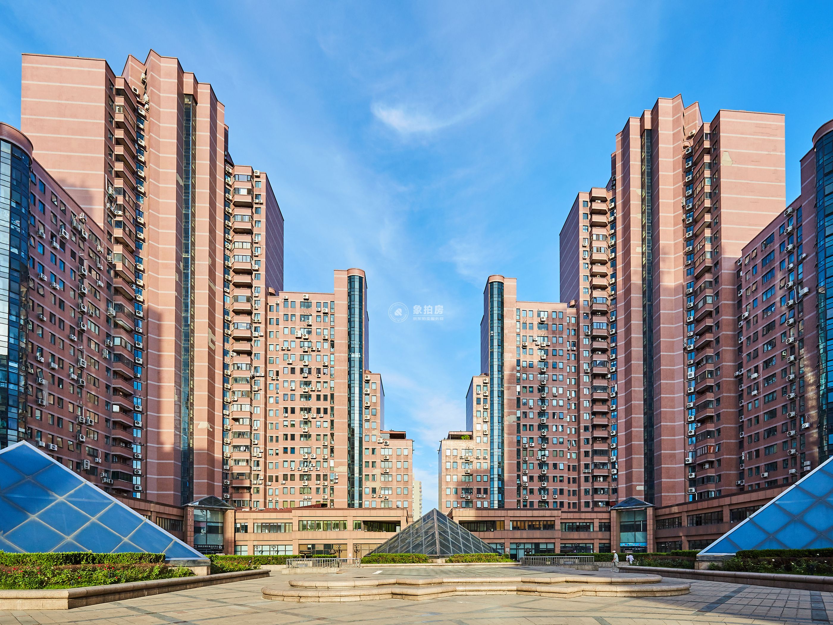 阳光广场18层1801号