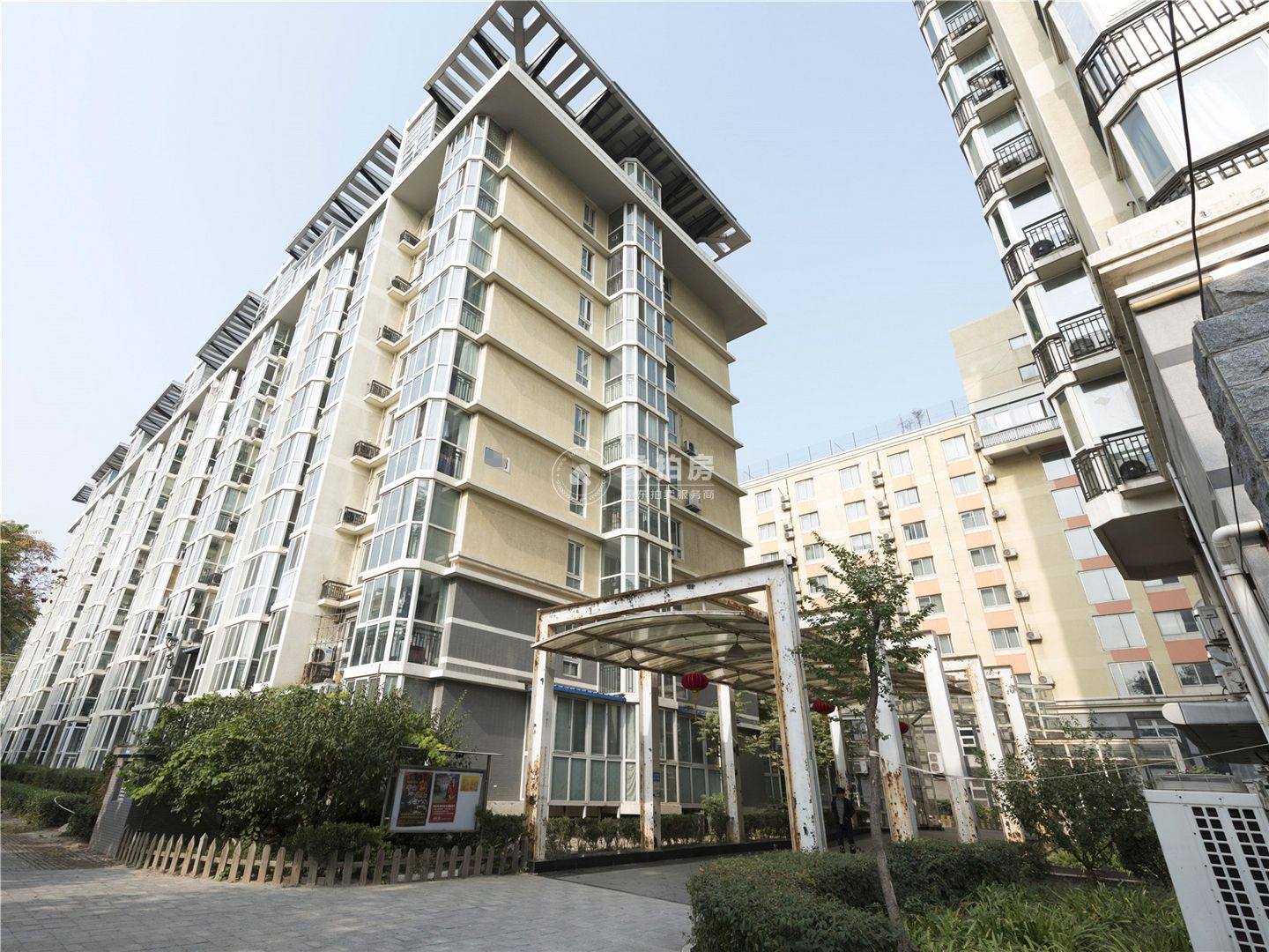 亮马水晶3号楼6层五单元601号