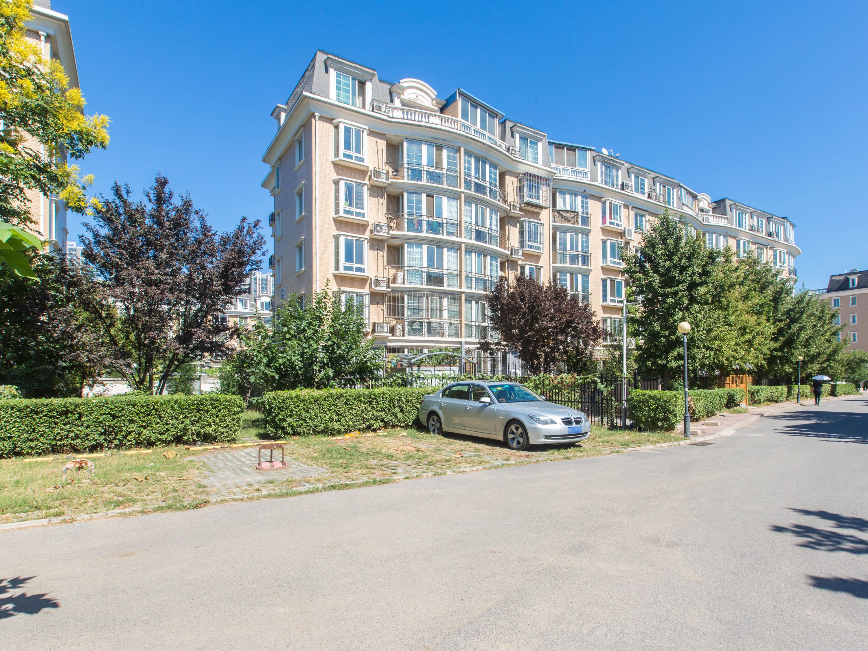 旗舰凯旋二三期391号楼1层211号