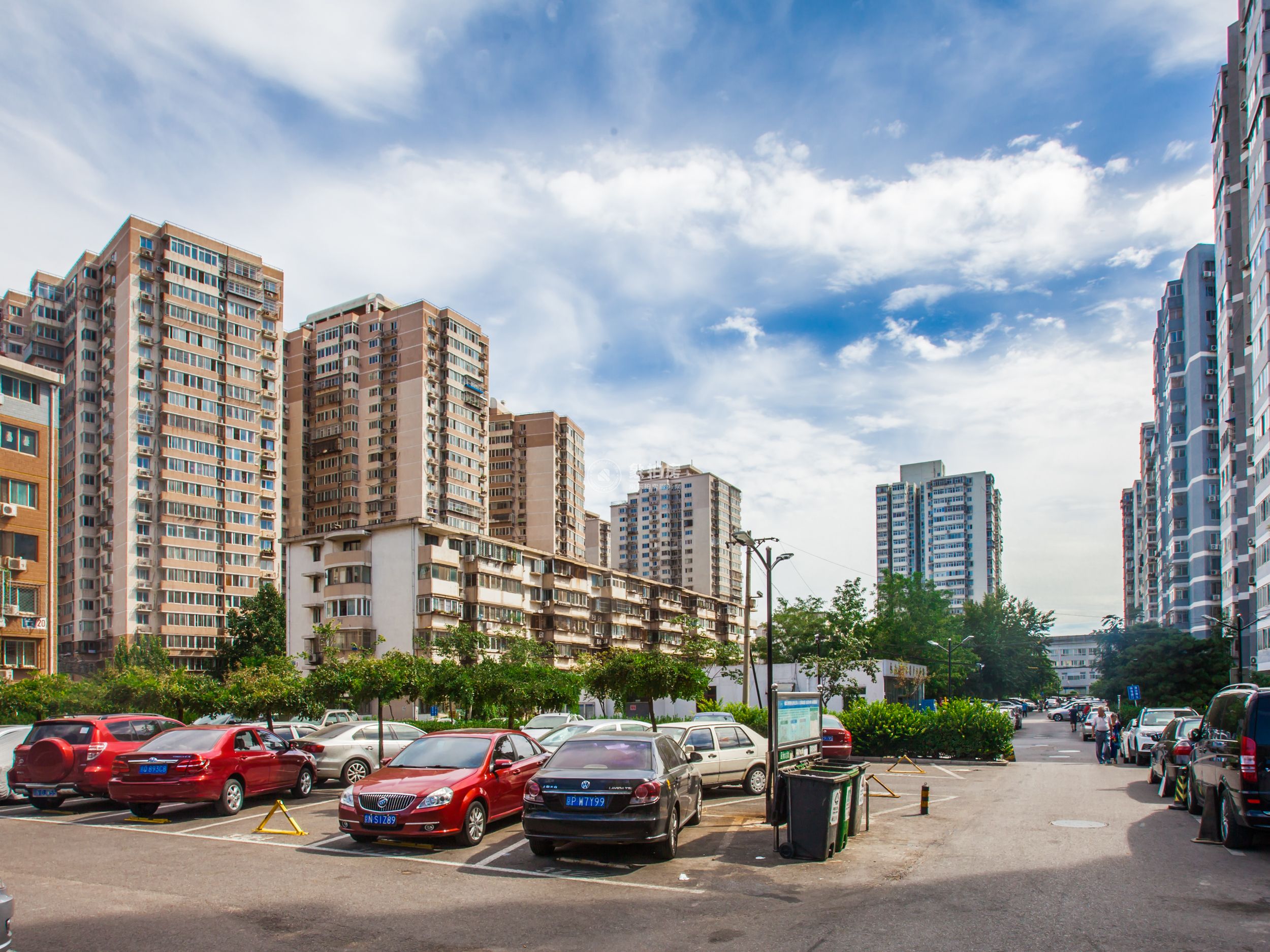 开阳里六区1号楼22层2204号