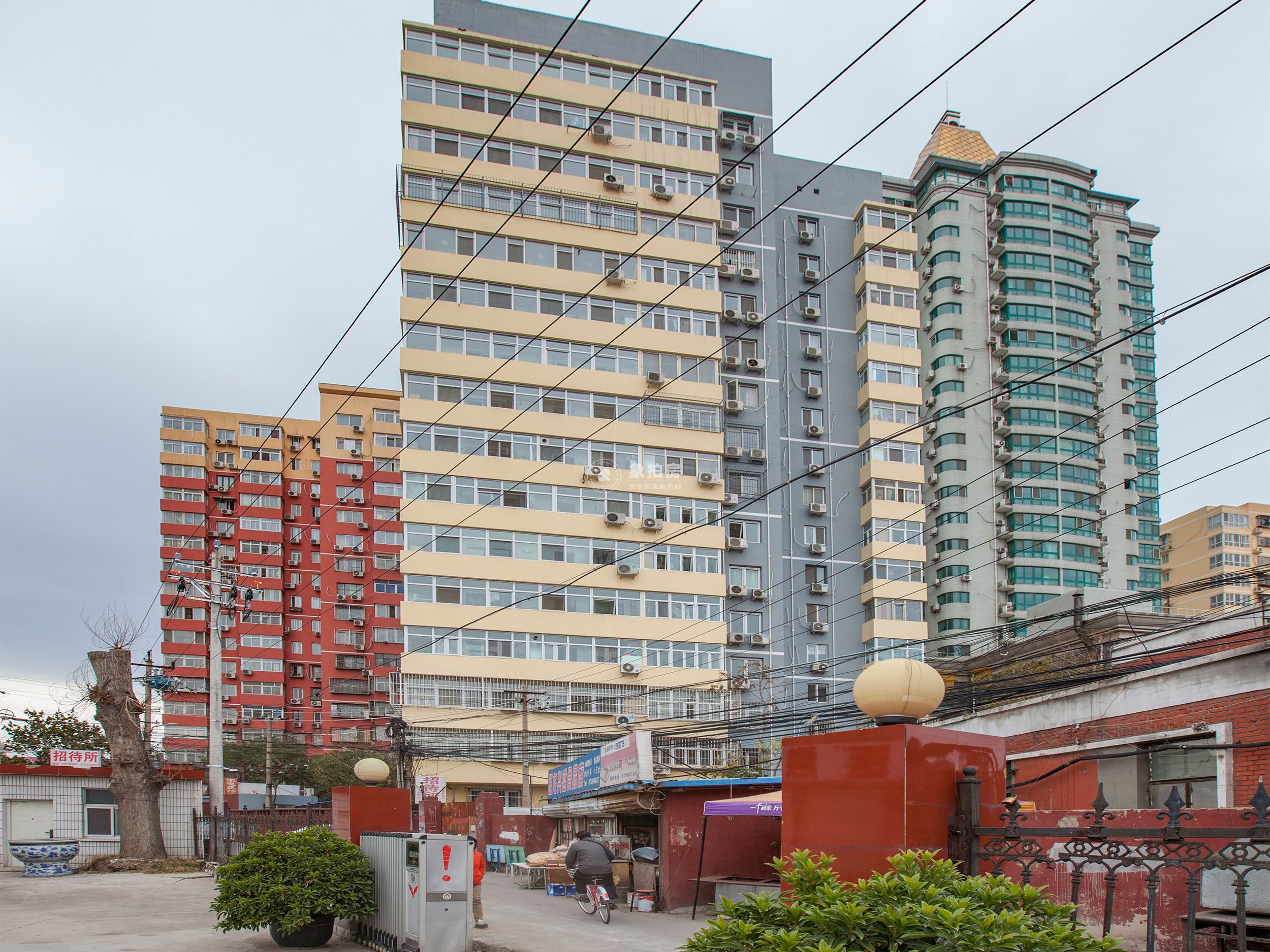 南木樨园66号楼14-15层5单元1402号