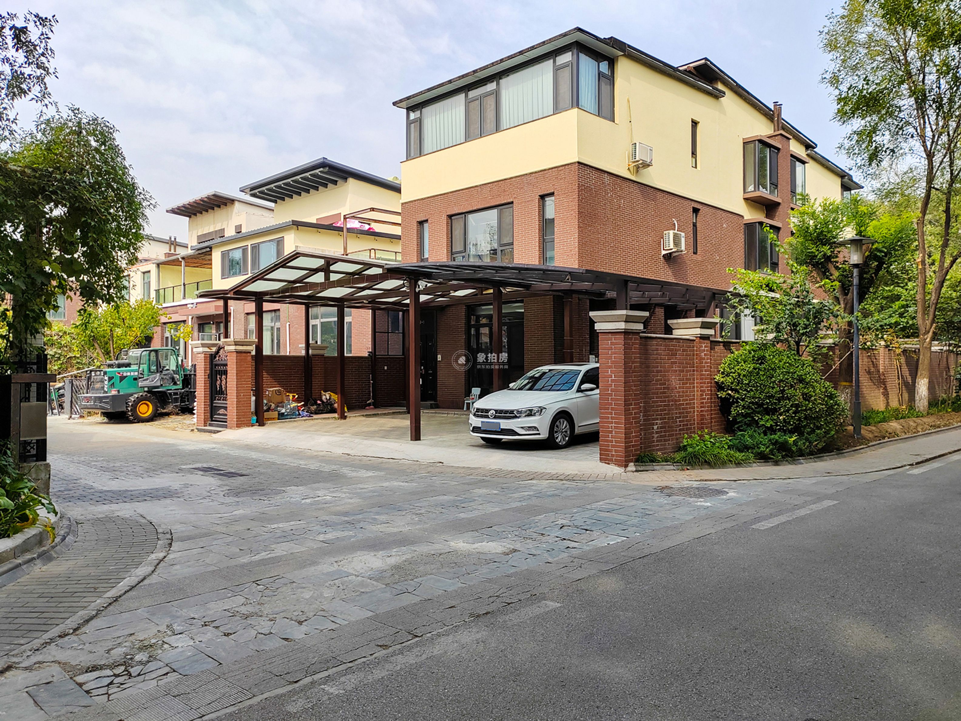 翡翠城三期302号楼1-3层2号