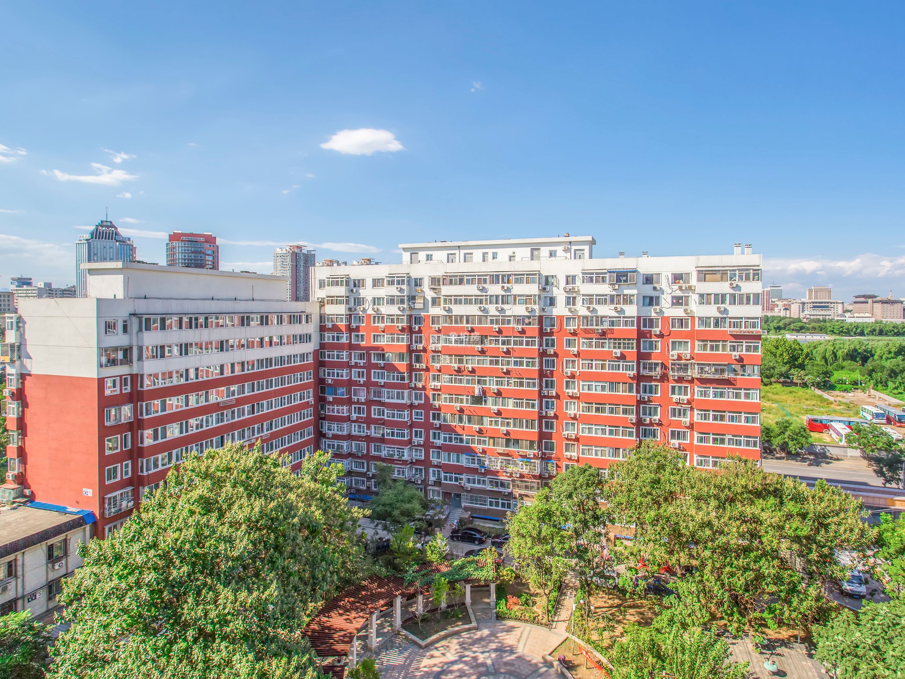 莲花池南里小区 27号楼27号号