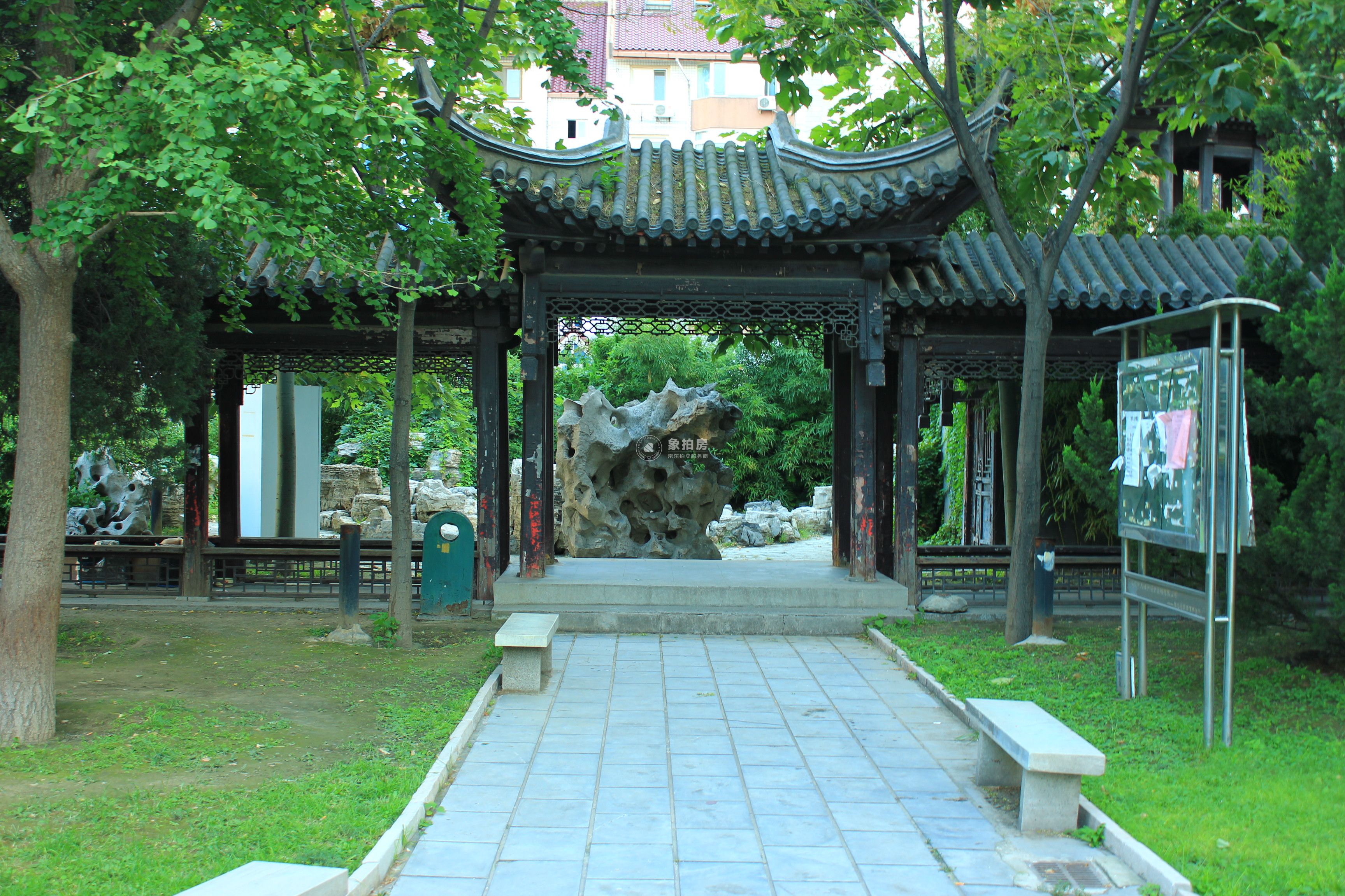 聚龙花园8号楼-1层19号