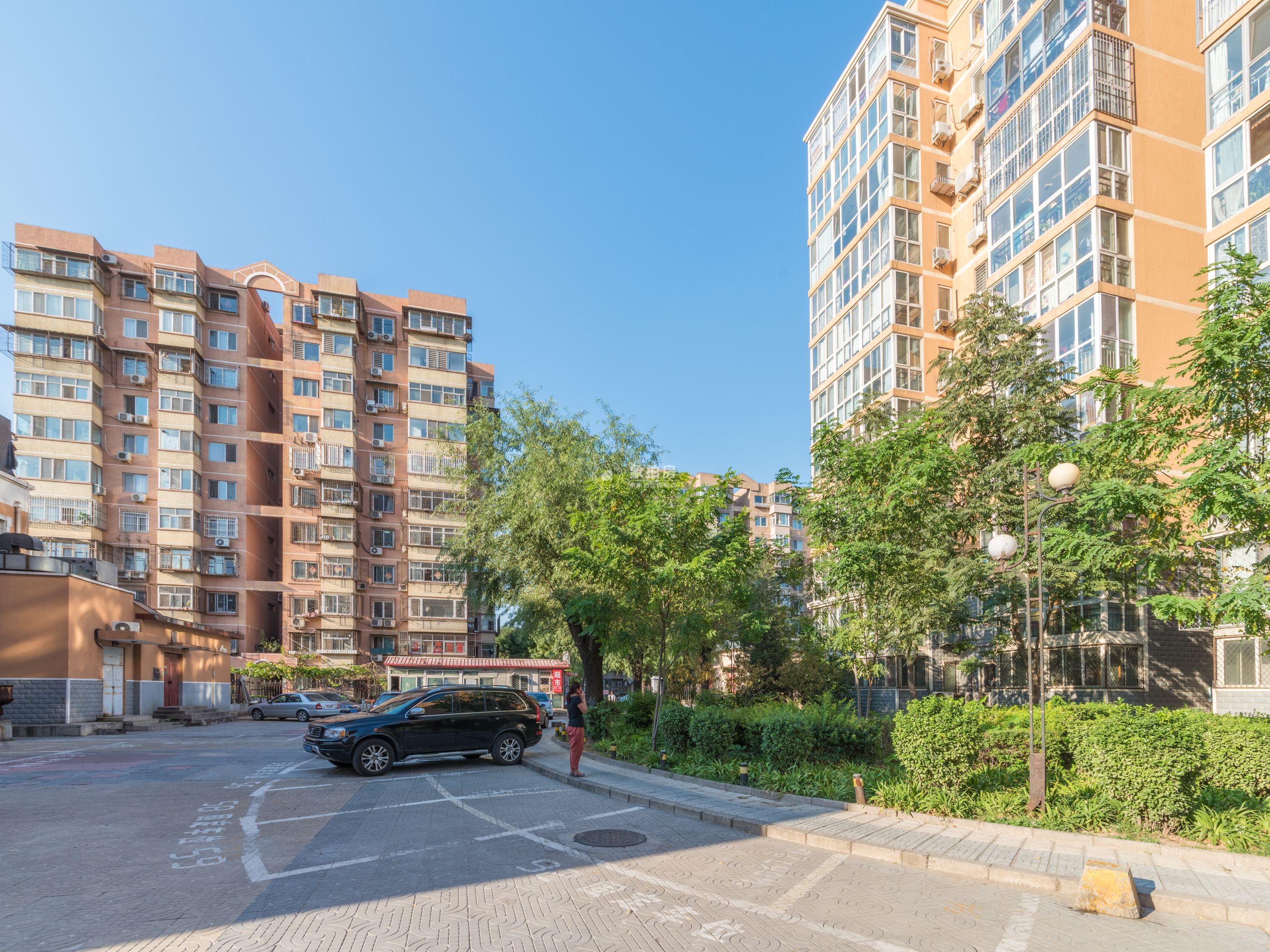 玉海园二里20号楼10层1004号