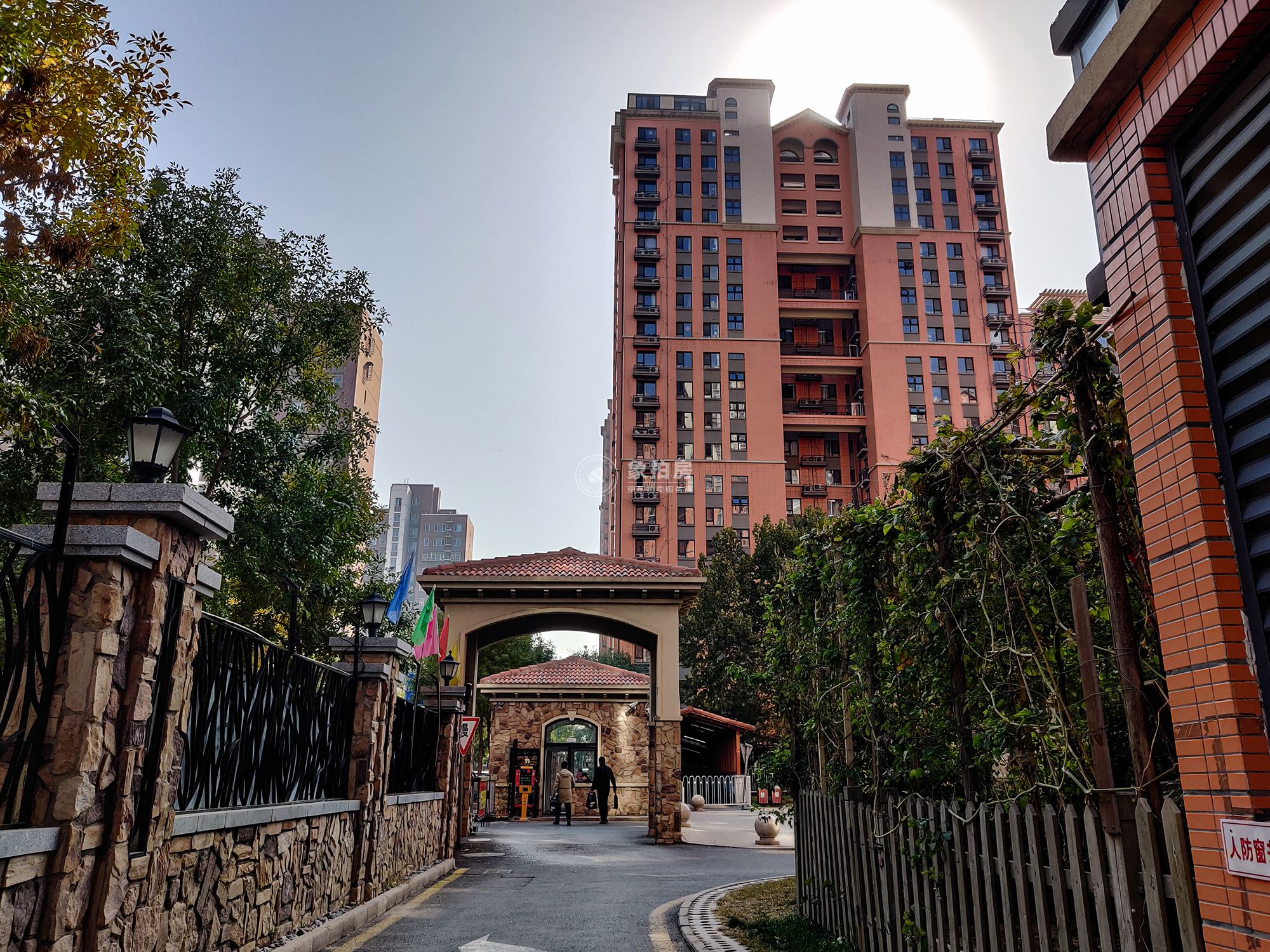 红木林北区7号楼4层2单元404号