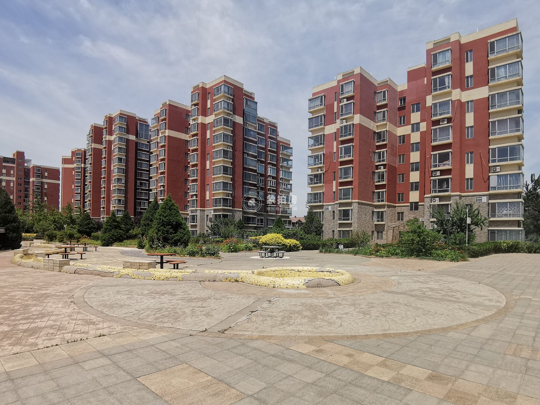 龙熙顺景丁区114号楼8层1-801号
