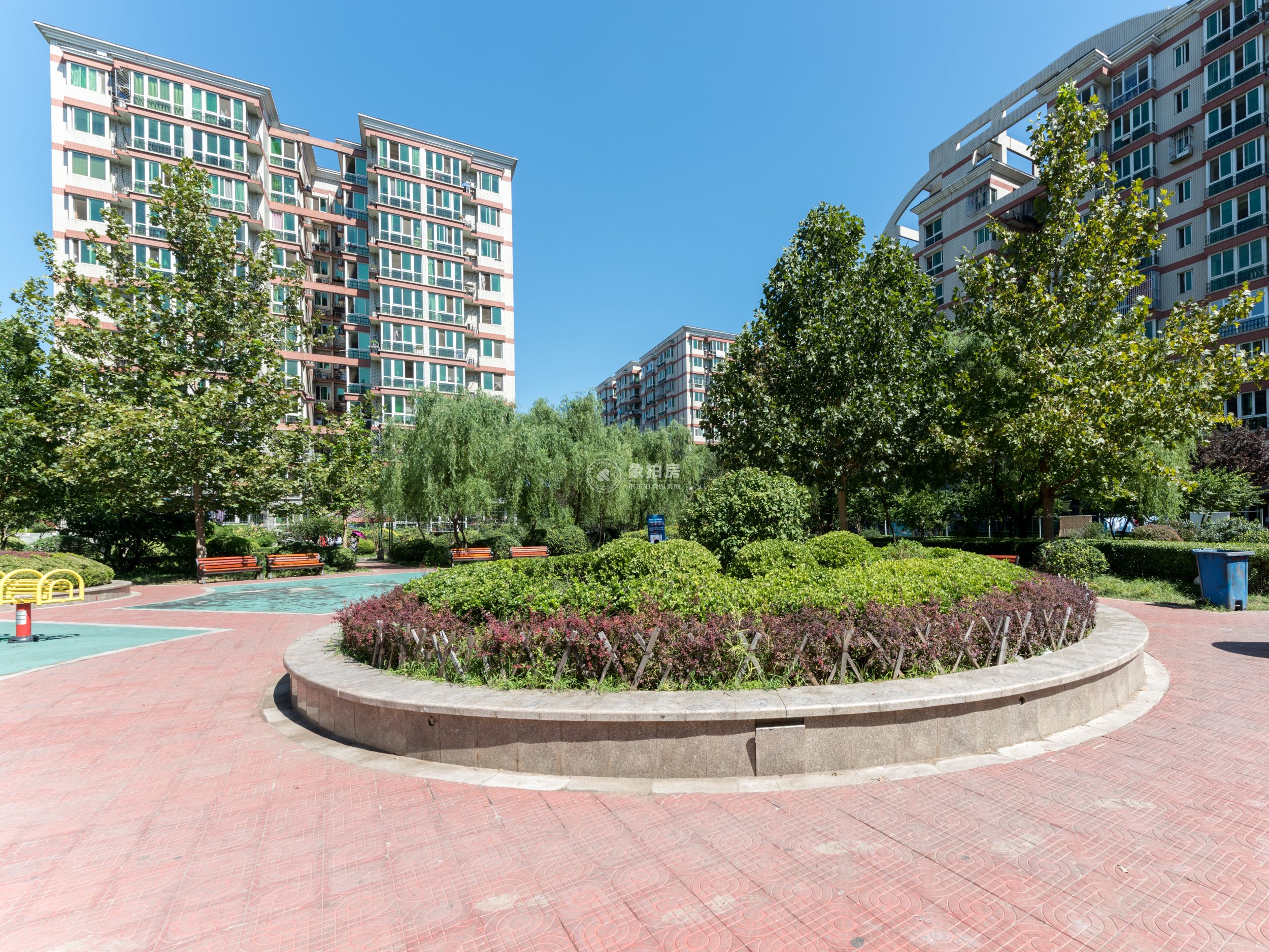 烟树园4号楼2层2J号