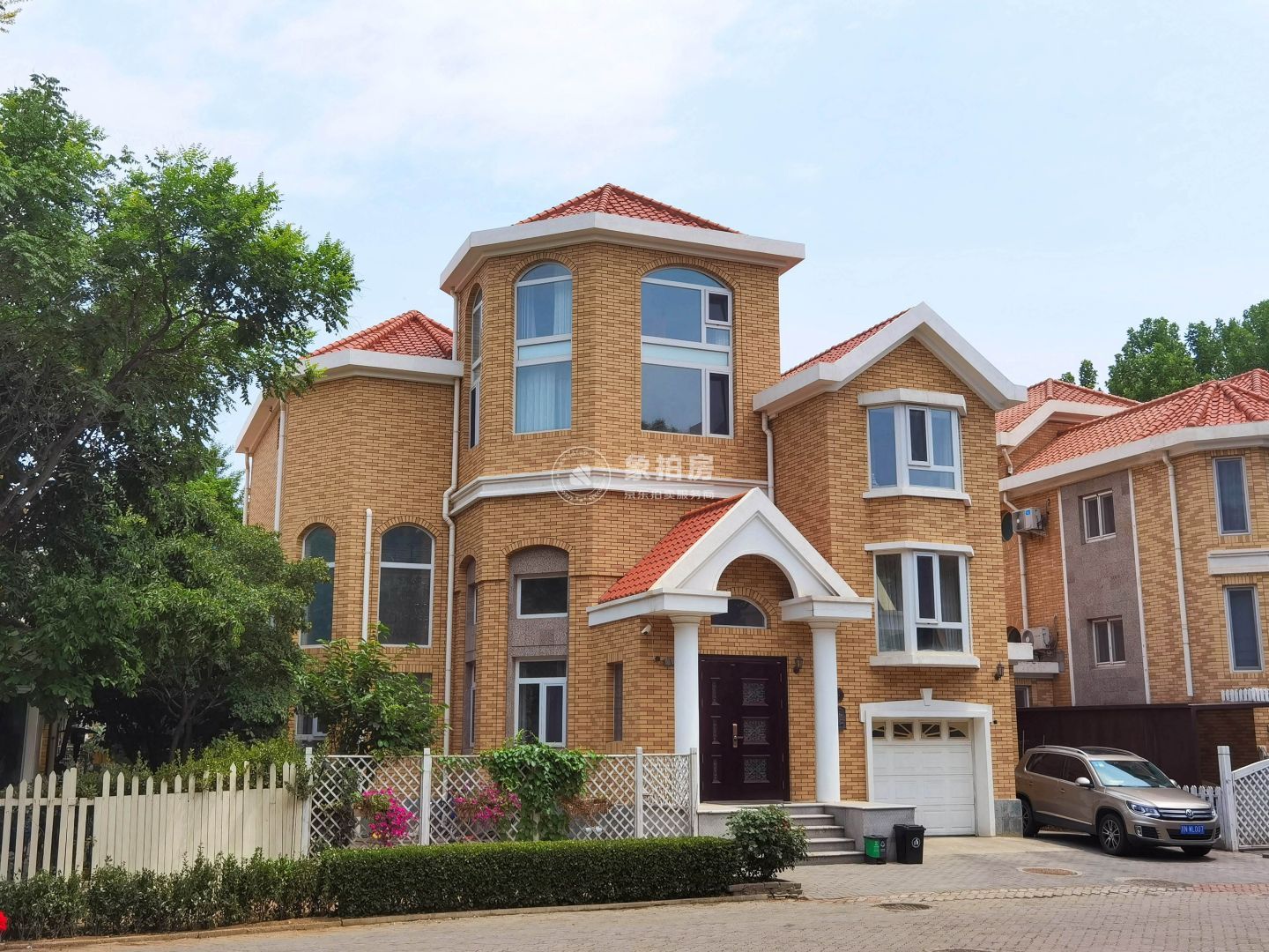 名都园38号楼3层3832号