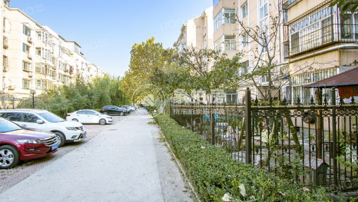 蓬莱公寓西区23号楼2层A单元A2号