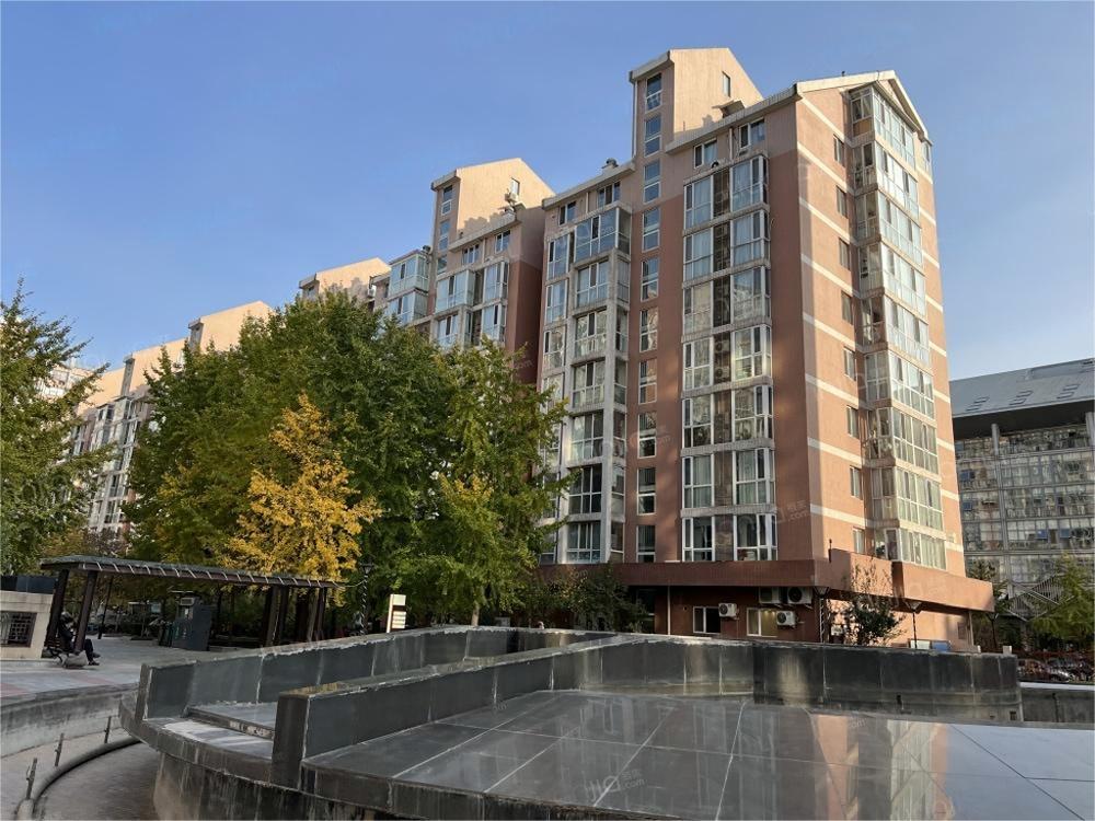 新怡家园4号楼2层6单元0201号