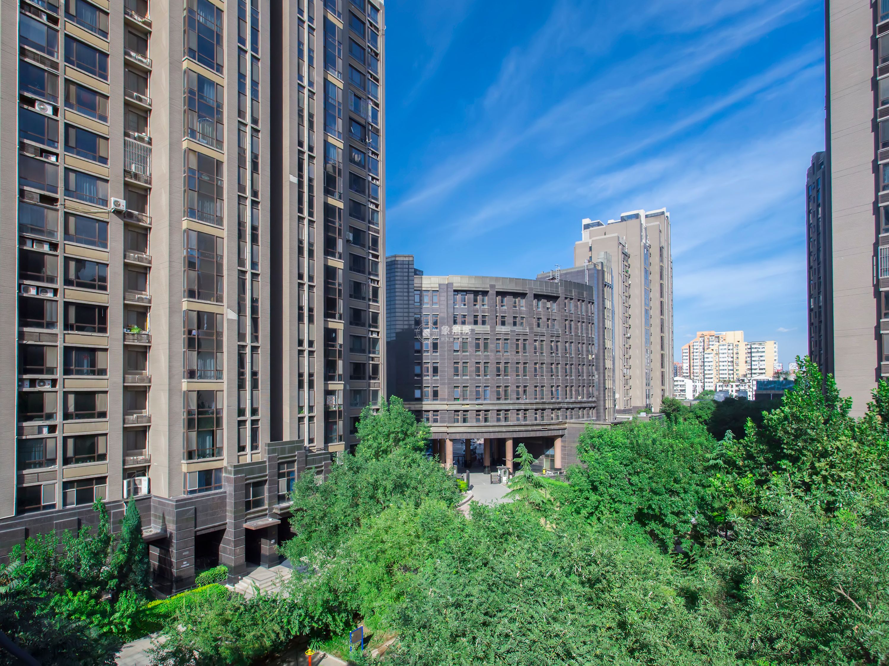 威尔夏大道8号楼2层