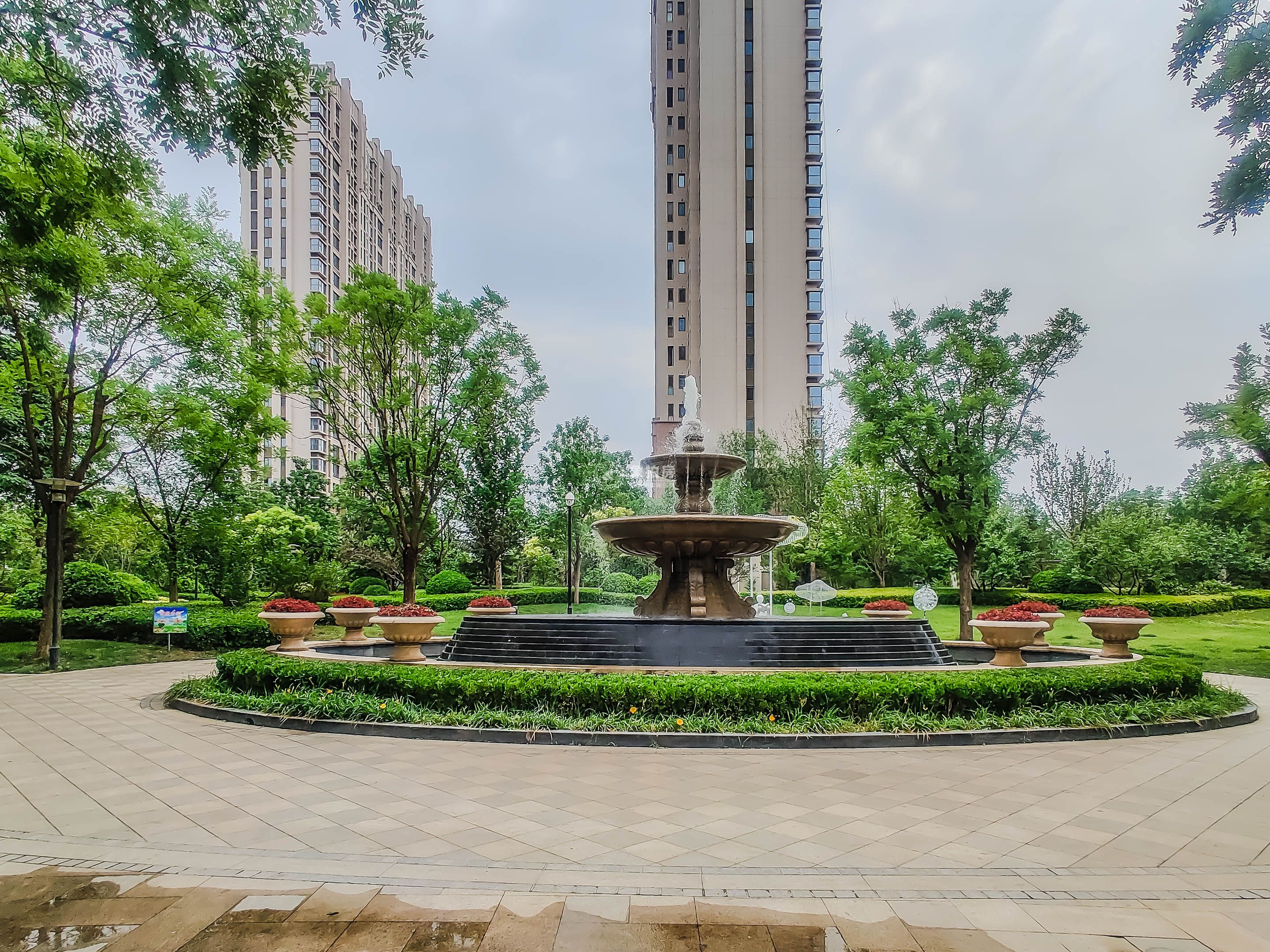 天润香墅湾1号1号楼28层1单元