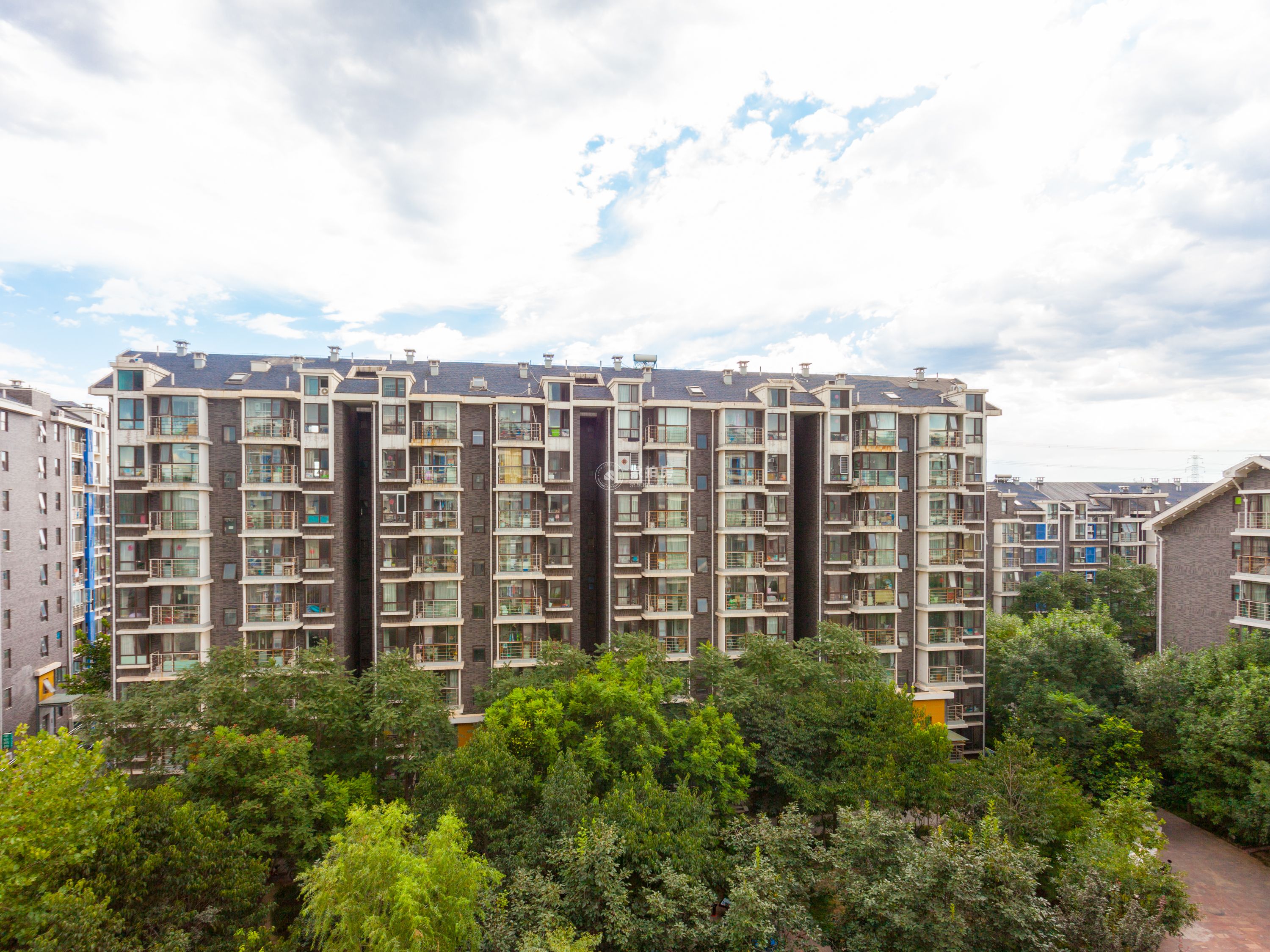 iMOMA25号楼2层3-201号