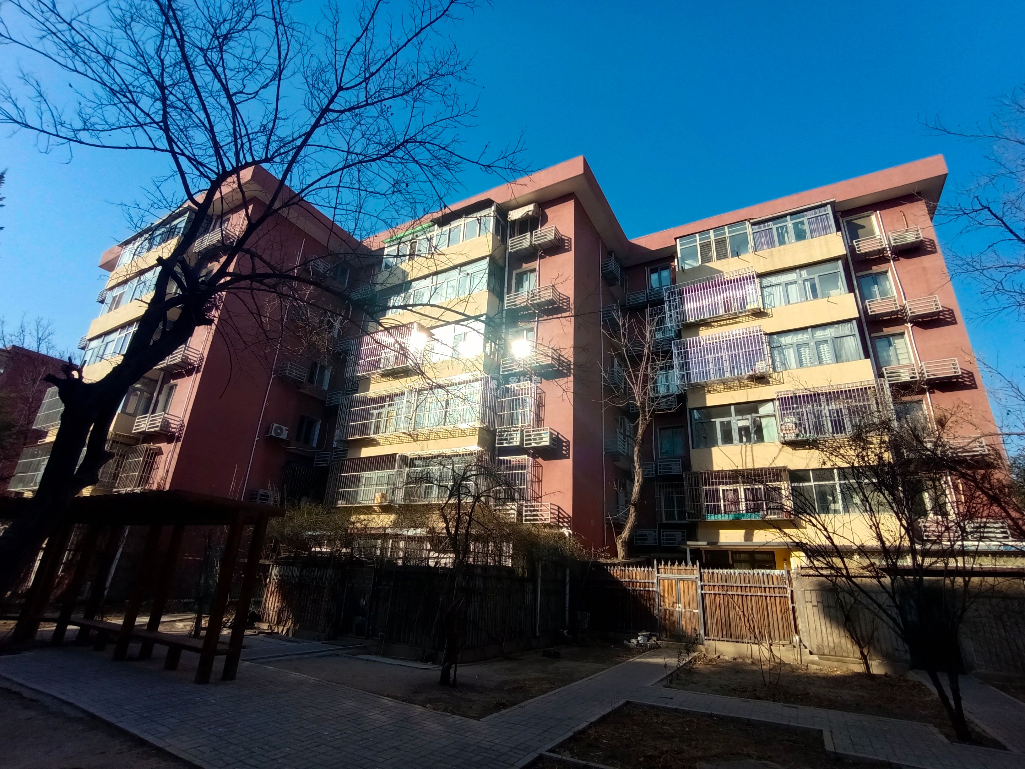 东南小区909号楼6层3门