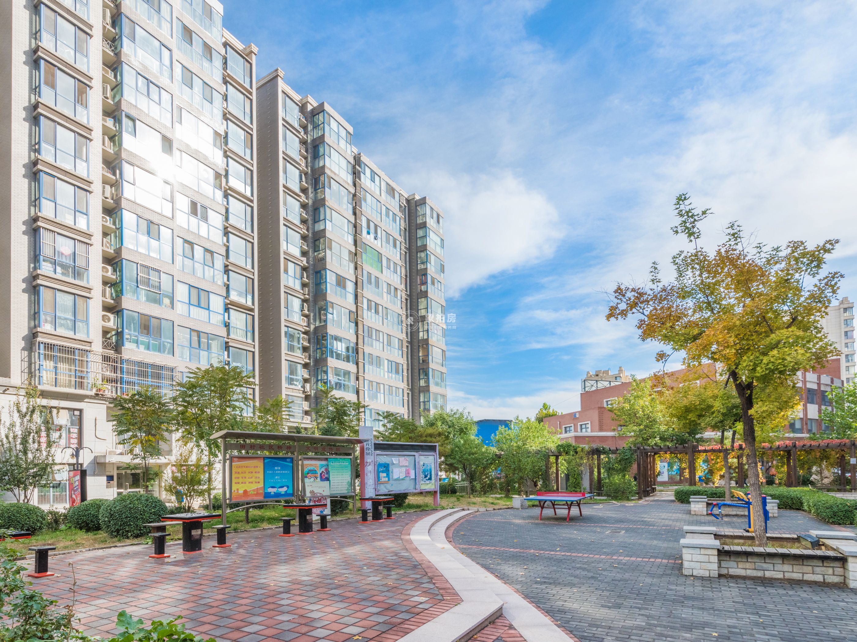 丹青府7号楼2层2单元201号