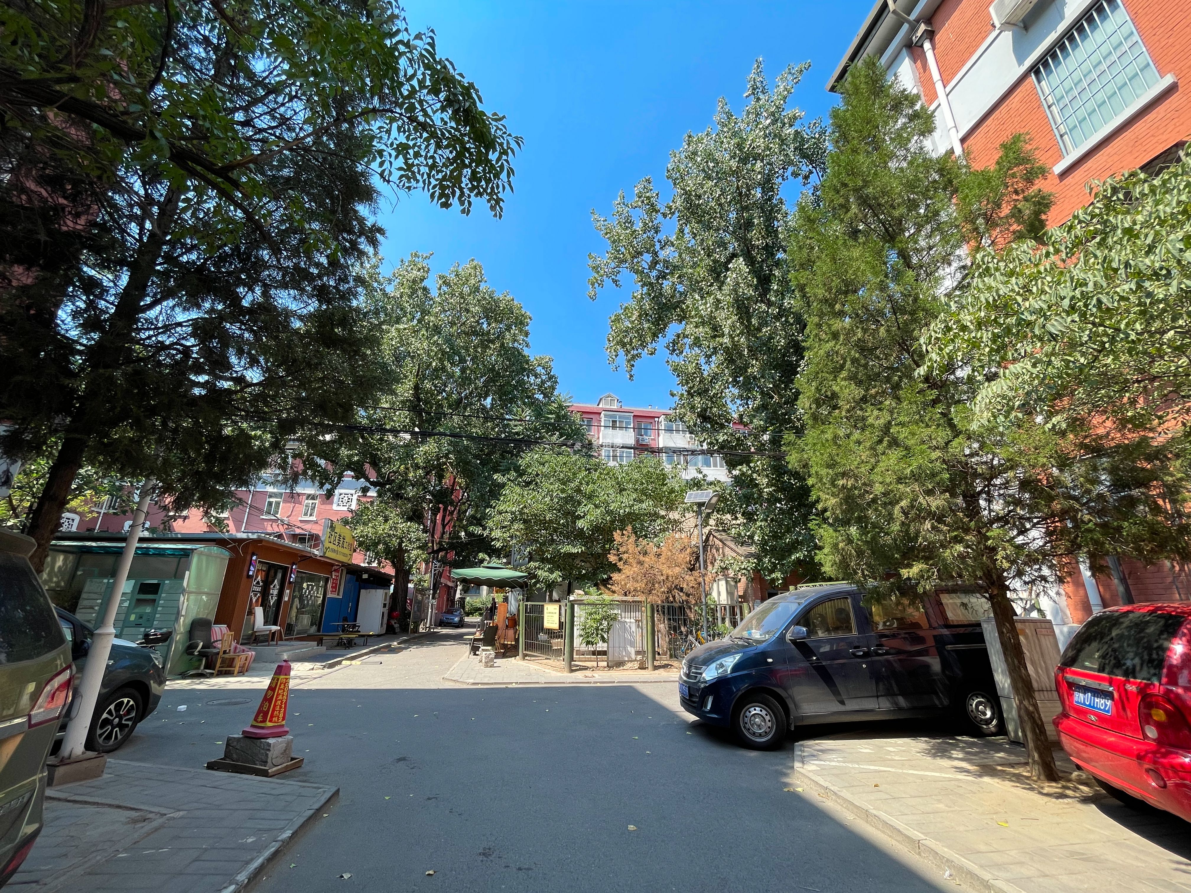 政泰家园1号楼2层2号