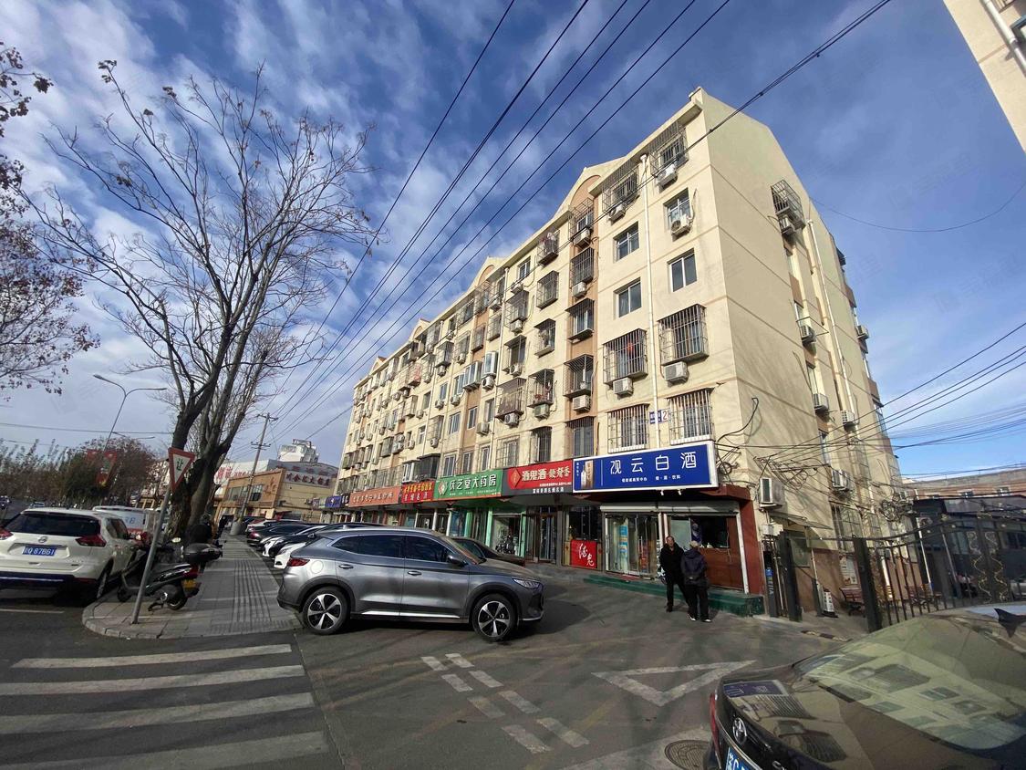 南华街小区27号楼6层1601号