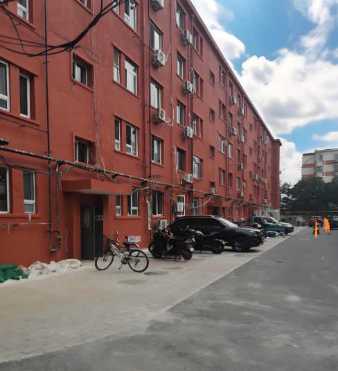 红华住宅区1号楼1层2103号