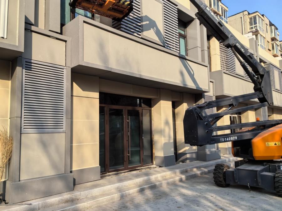 翠屏里204号楼2层83号