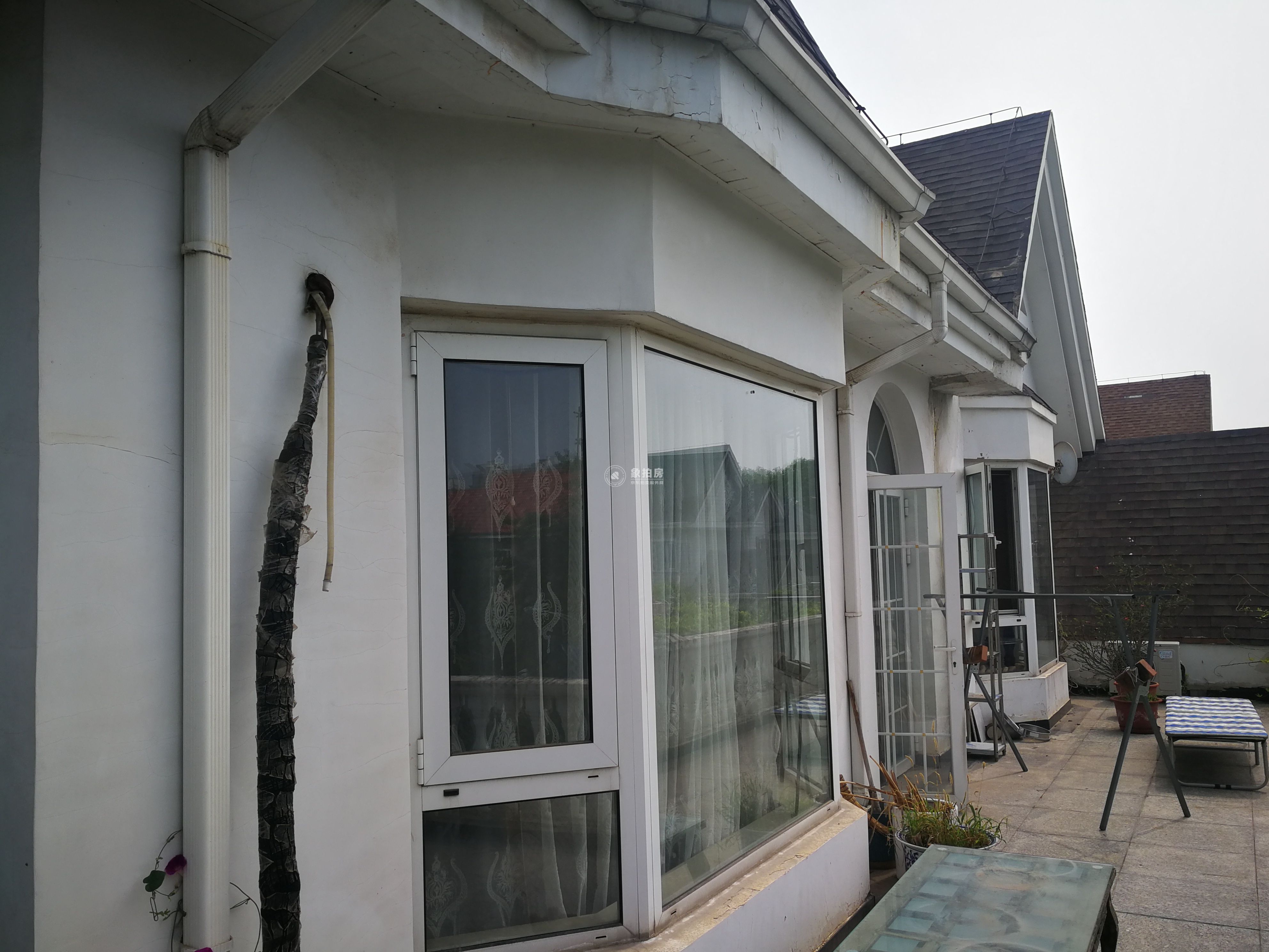 庞各庄镇龙景湾乙区57号楼1至2层全部