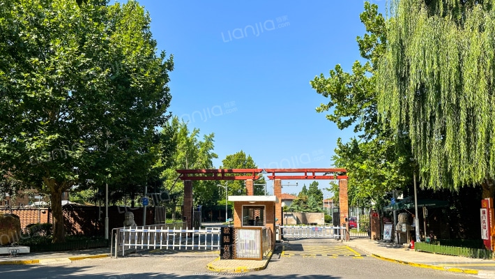 欧陆苑1号楼1-2层7、7-1号