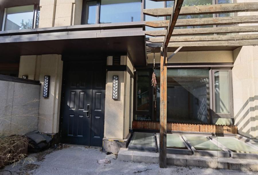 卓胜路6号院6号楼-1至1层2单元1