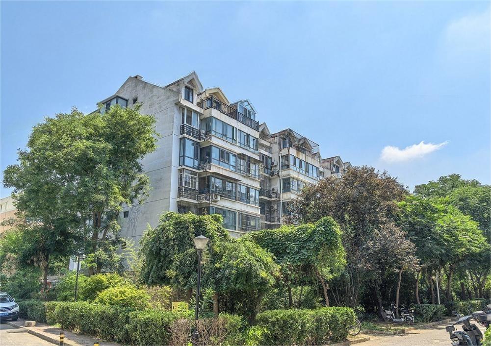 金泰商贸大厦-1-3层1号