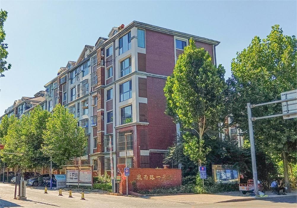 一品嘉园24号楼2层1单元201号