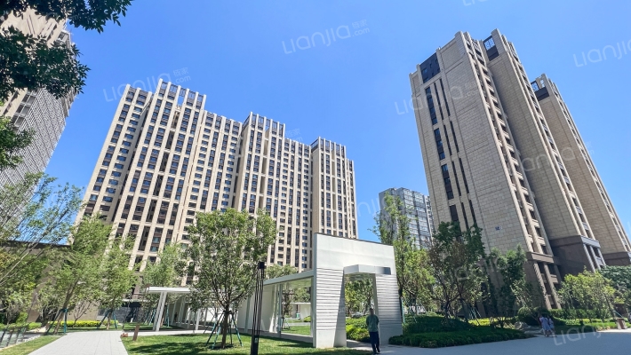 通州万国城MOMA1号楼3层1单元303号