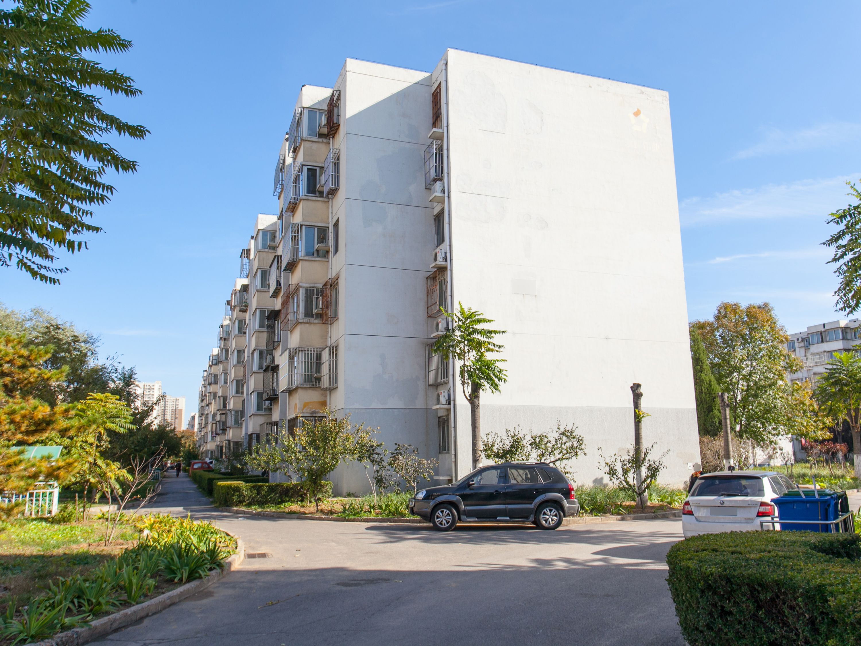 瑞海家园三区17号楼1层3-101号