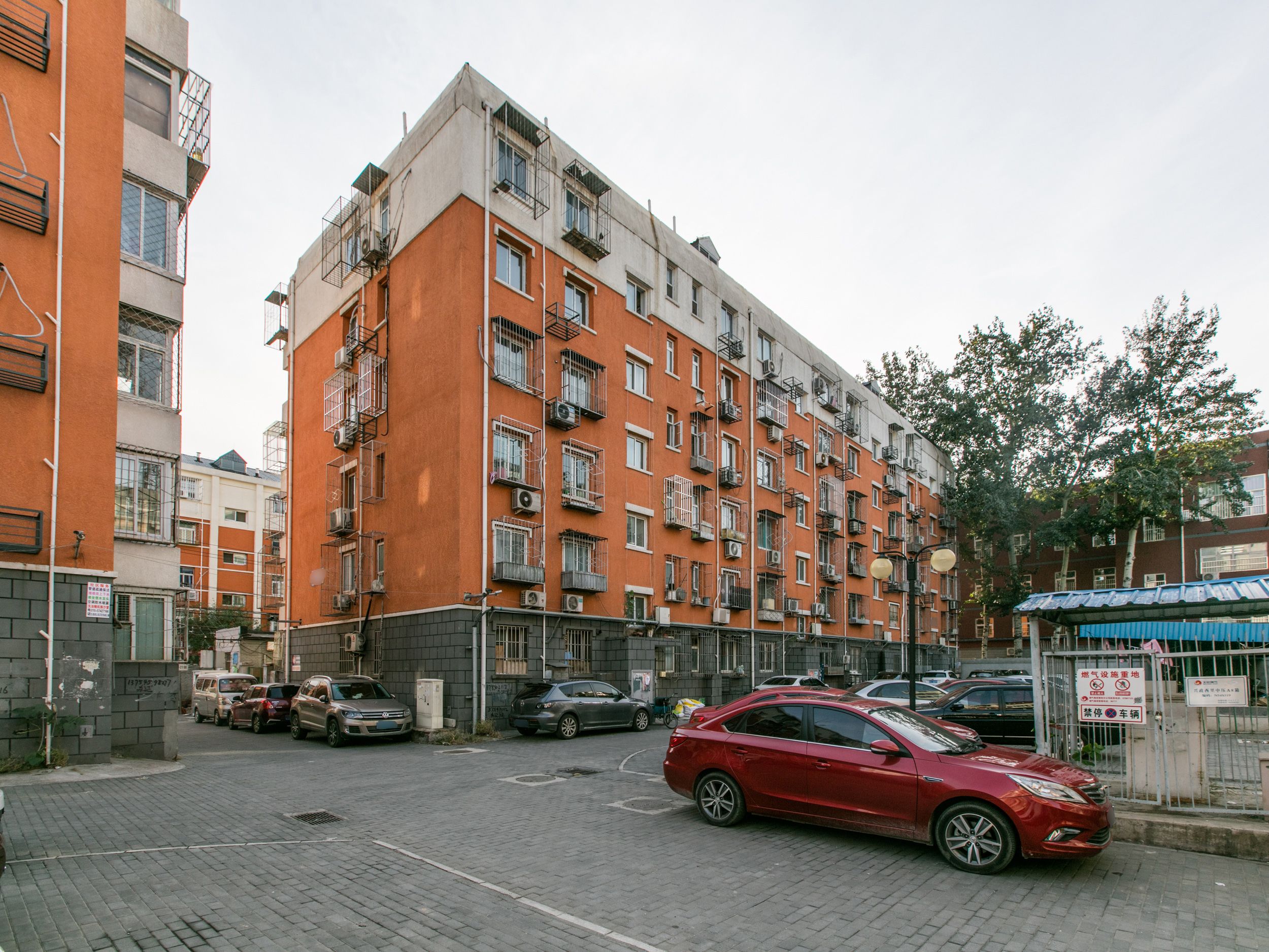 兴政西里22号楼6层7602号