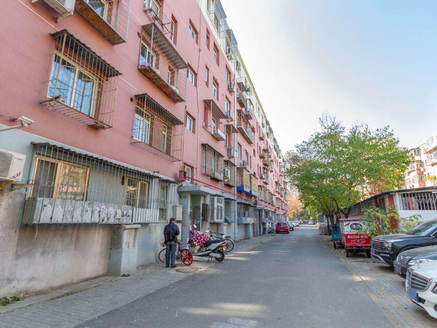 八角北里23号楼2层1单元