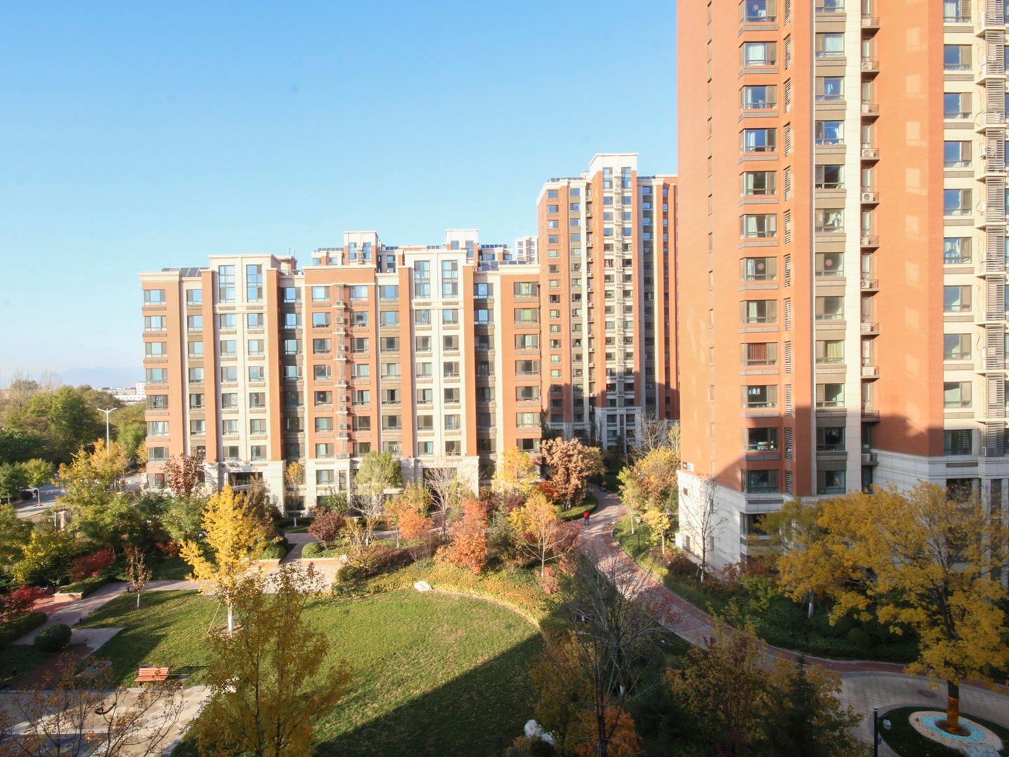 保利紫荆香谷北区 3号楼1层2单元102号