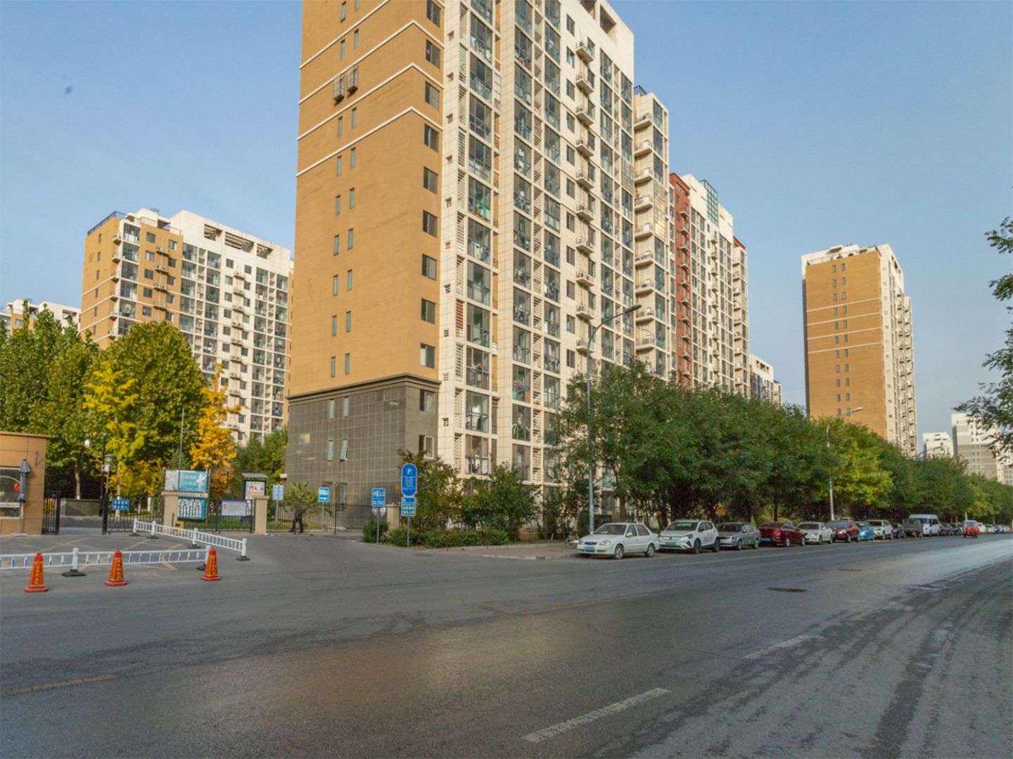 南海家园二里13号楼4层1单元402号