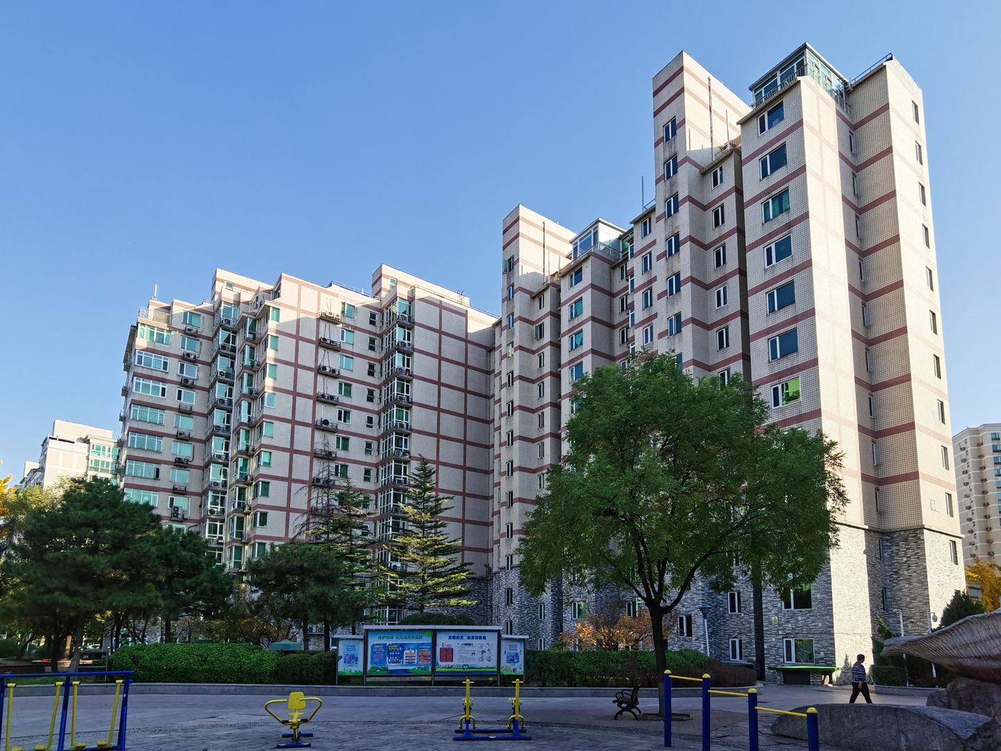 翠叠园7号楼6层1单元6A号