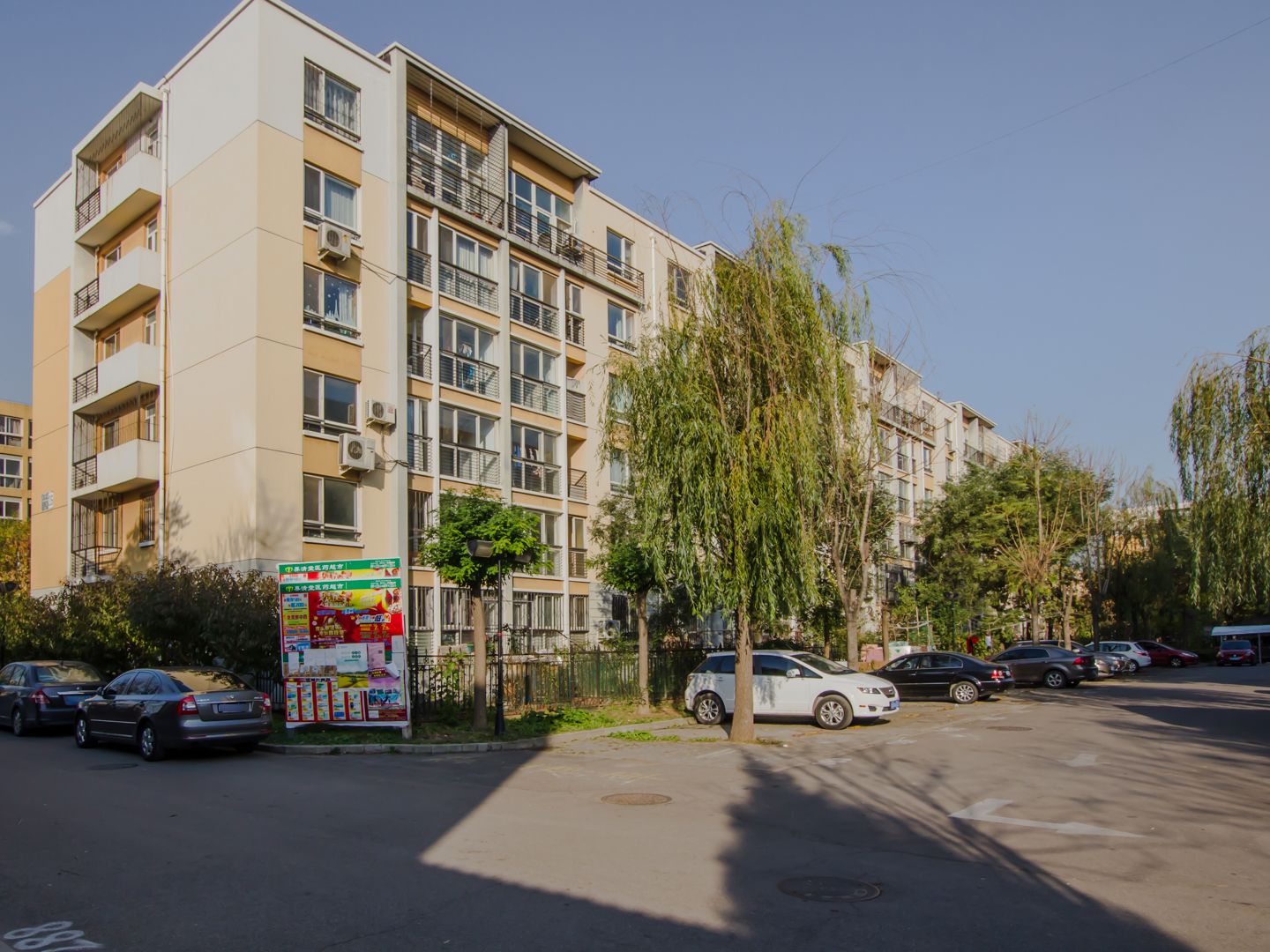 回龙观镇龙腾苑三区1号楼6层1单元601室