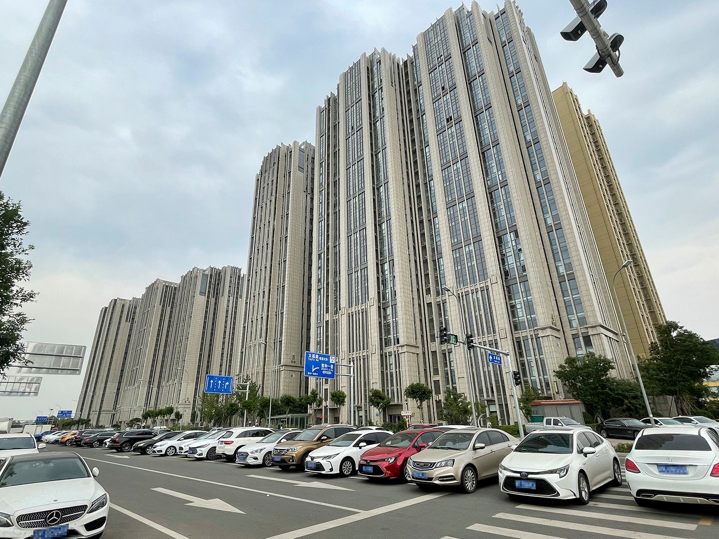 恒大未来城2号楼13层1313号