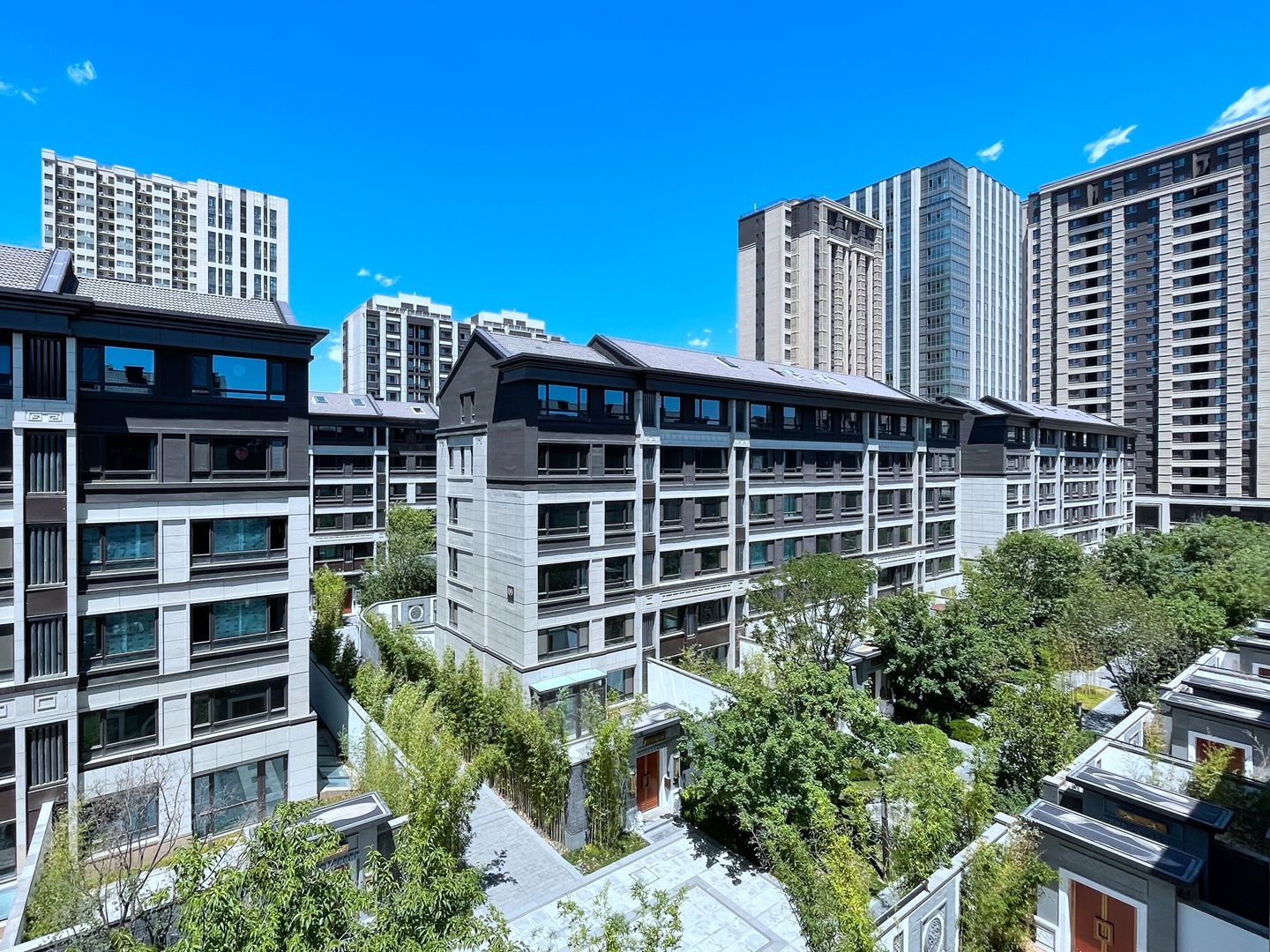 泰禾拾景园21号楼-2-4层2单元4号