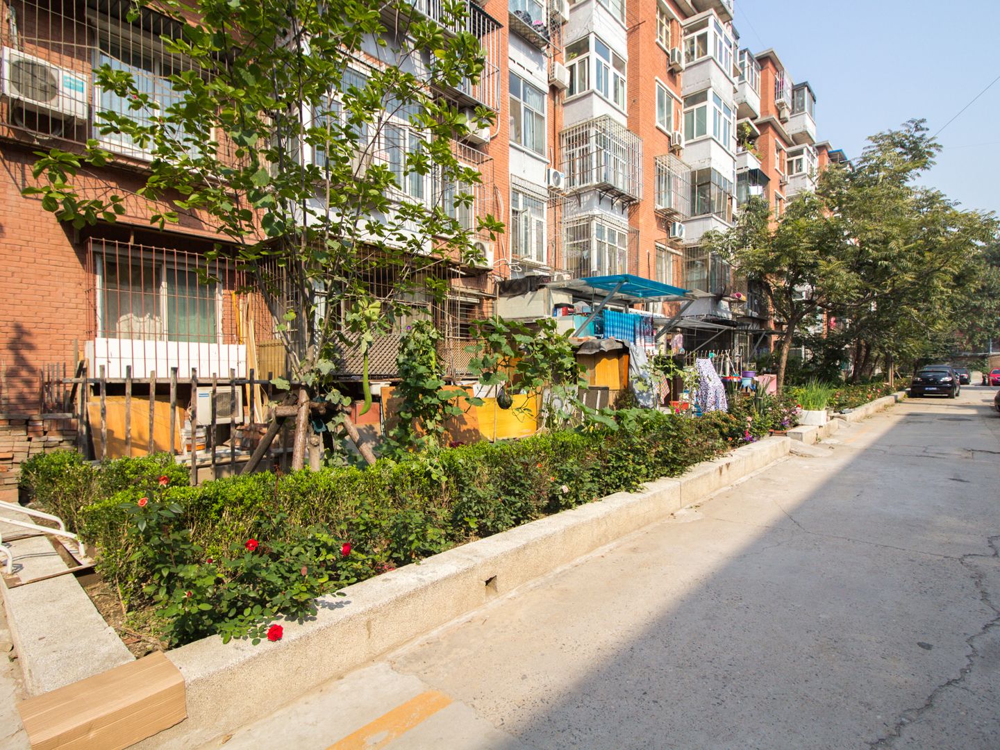 华严北里甲1号21幢1至4层（健翔山庄D8）房产