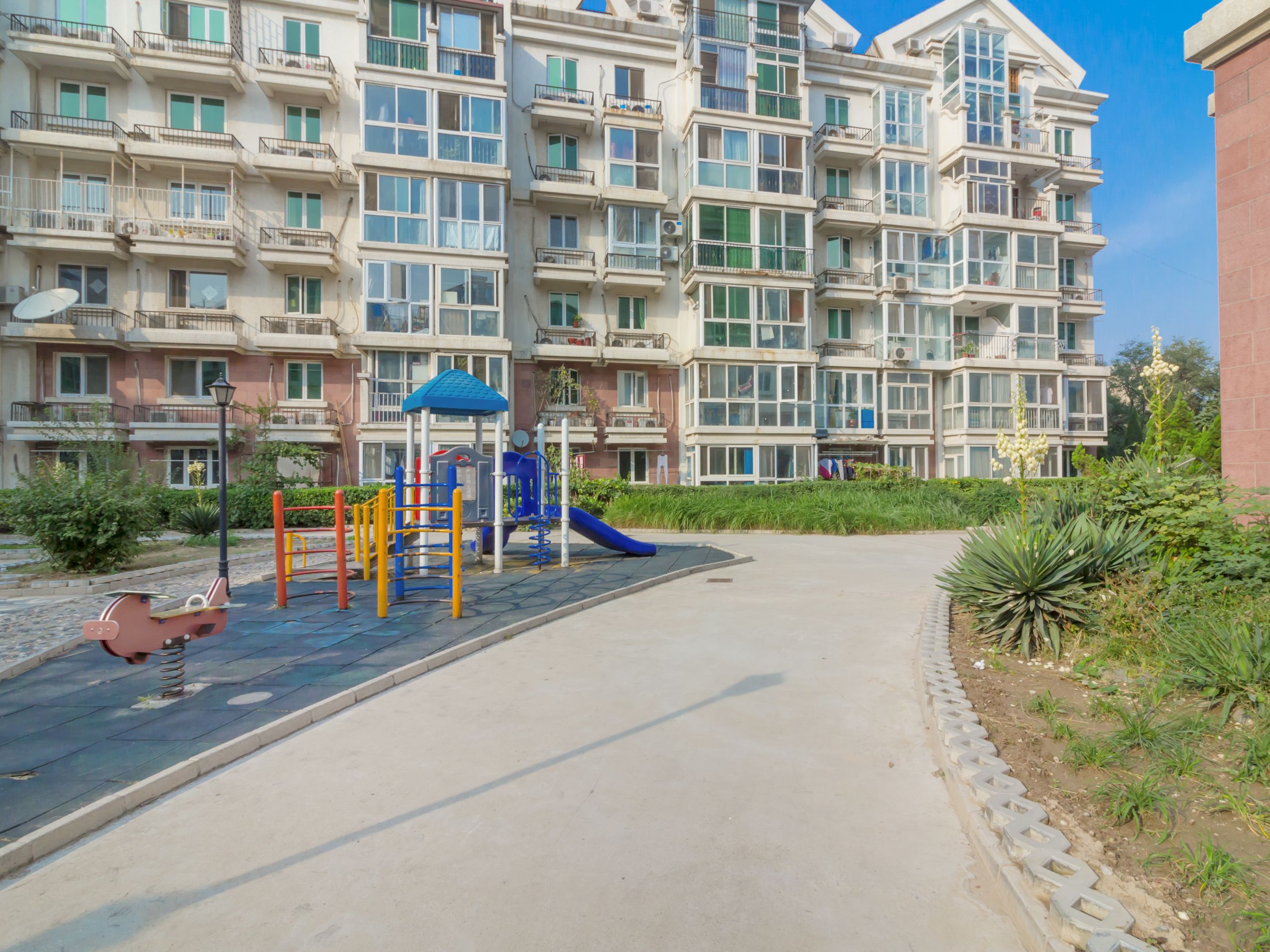 天资华府50号楼6层2单元