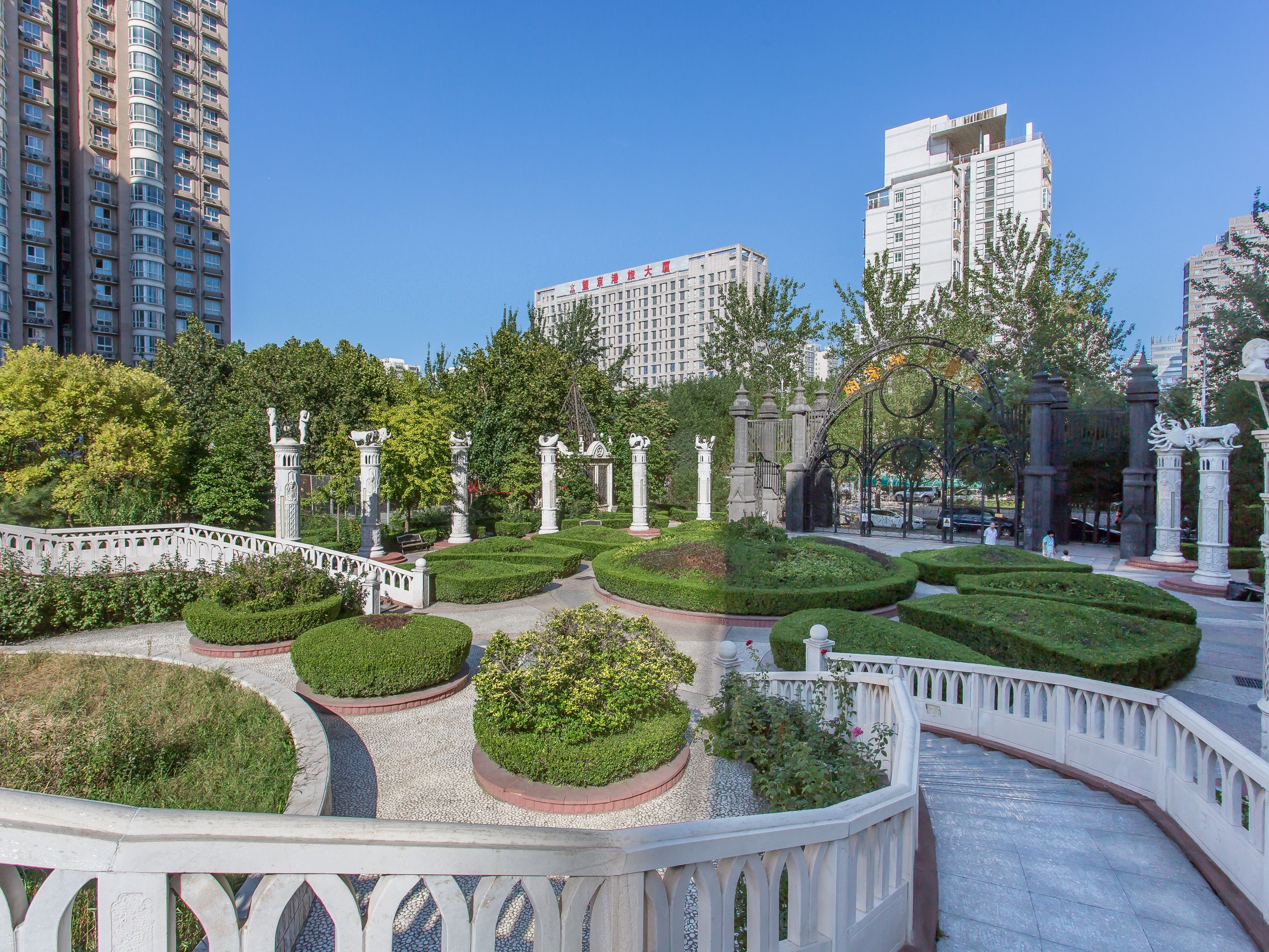 亮马水晶3号楼6层五单元601号