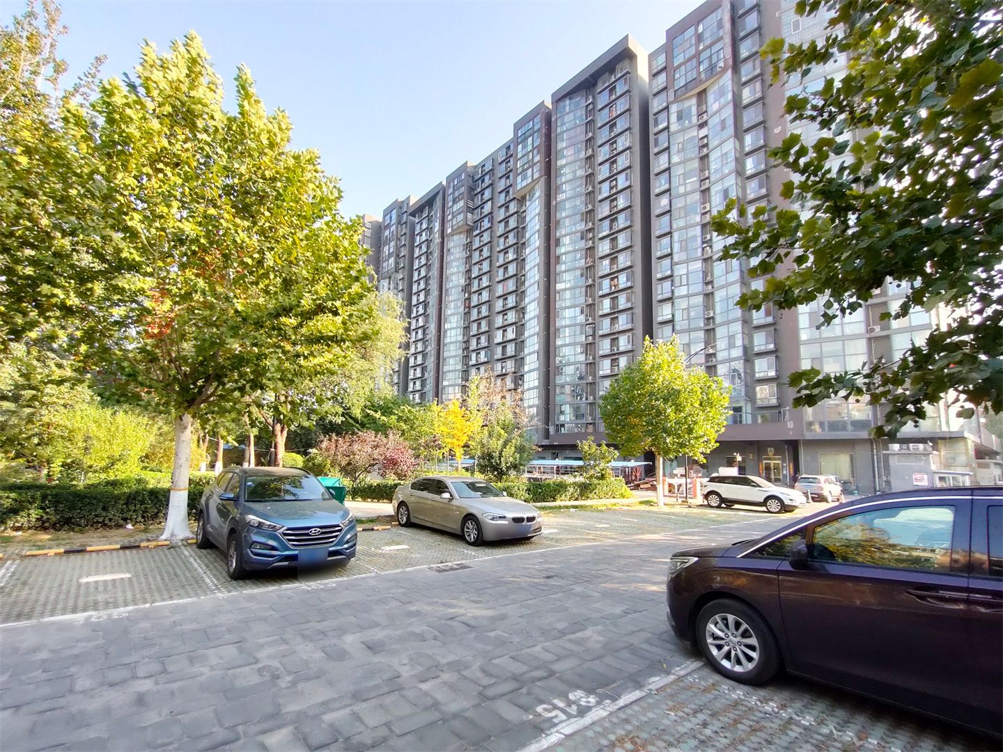 跃城 281号4层4单元405号