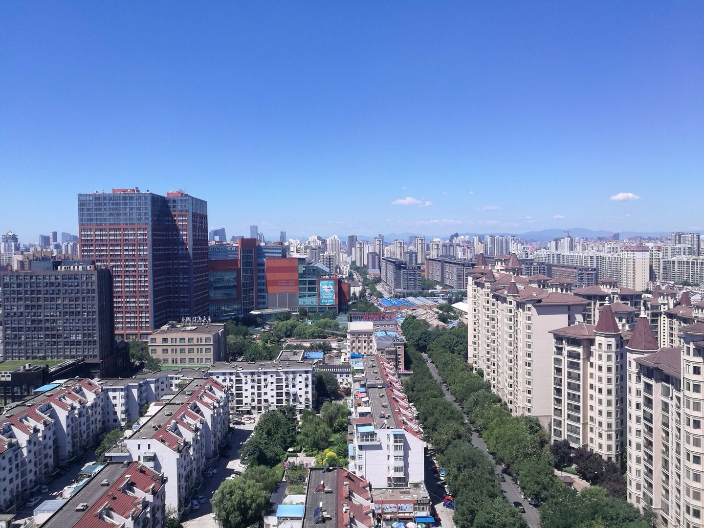 青年路7号院1号楼4层10401、10402、10403、10404、20至30层12001房产