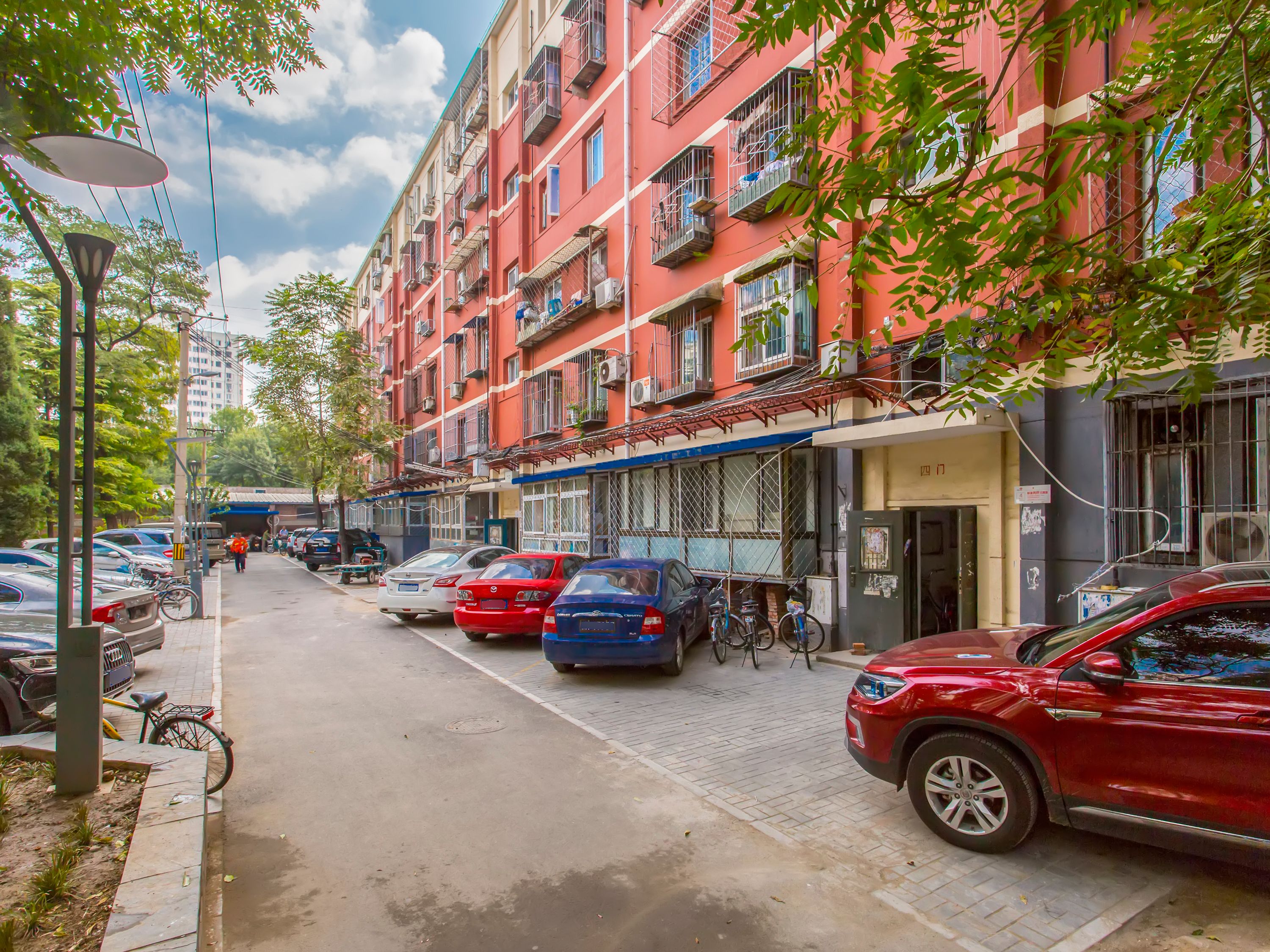 红莲中里2号楼8层809号