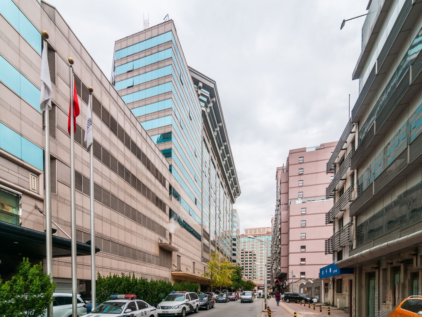 东四北大街 303号楼null层4单元605号