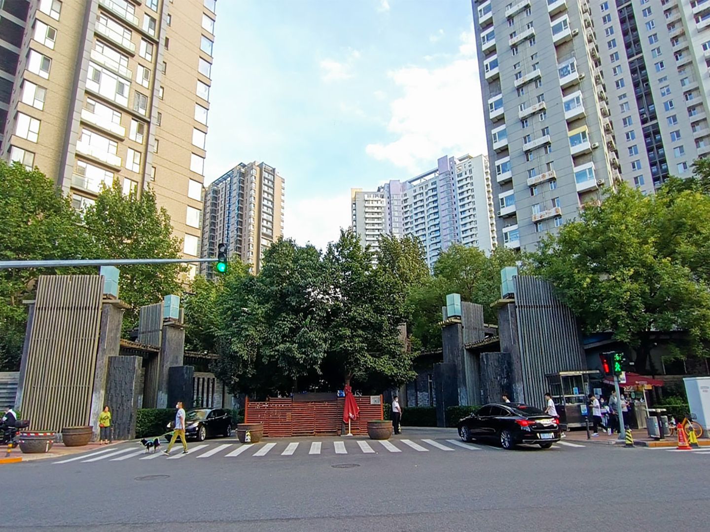 曙光西里甲5号院5号楼1层106