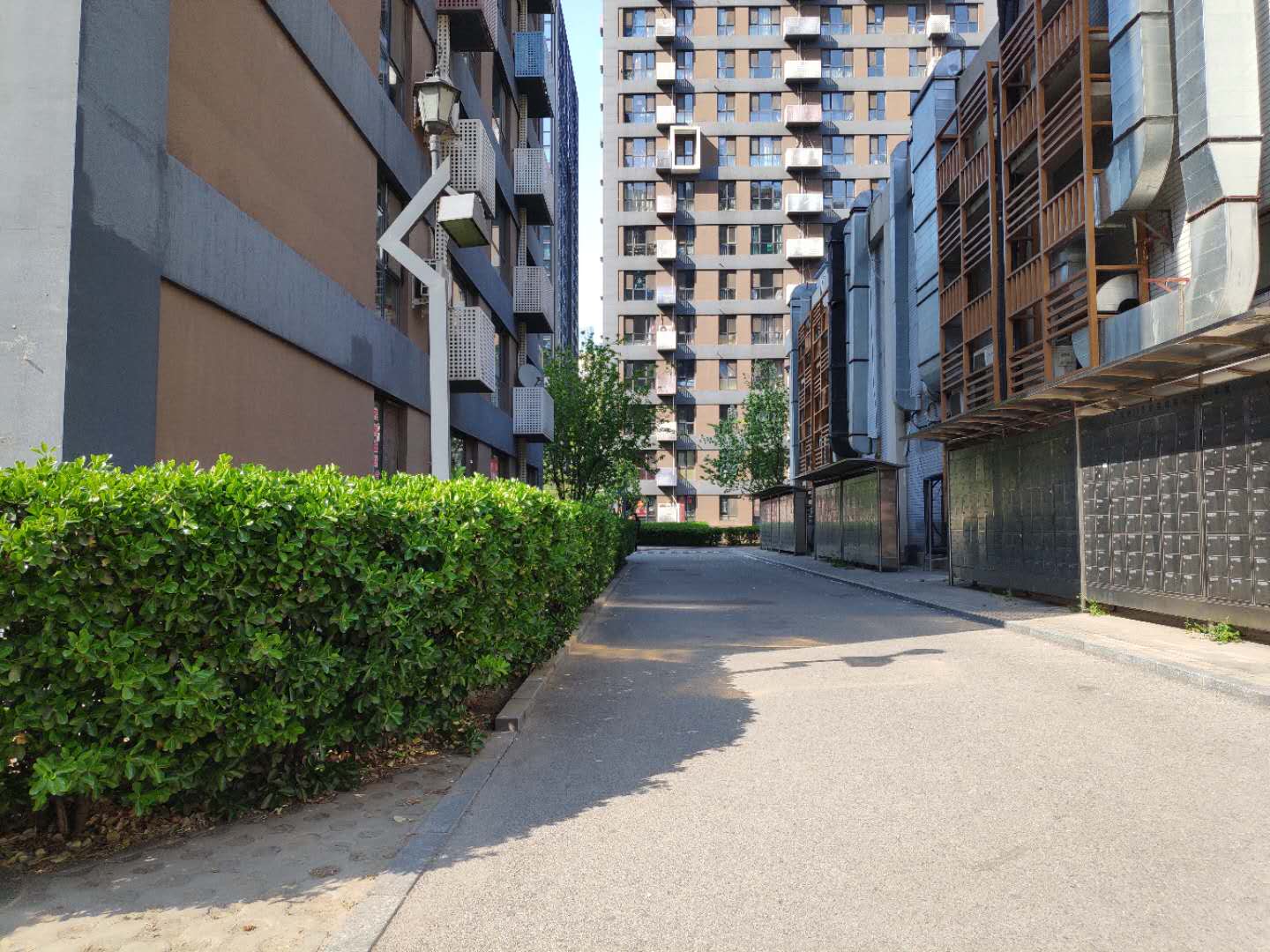 广渠路36号院13号楼2层1单元204